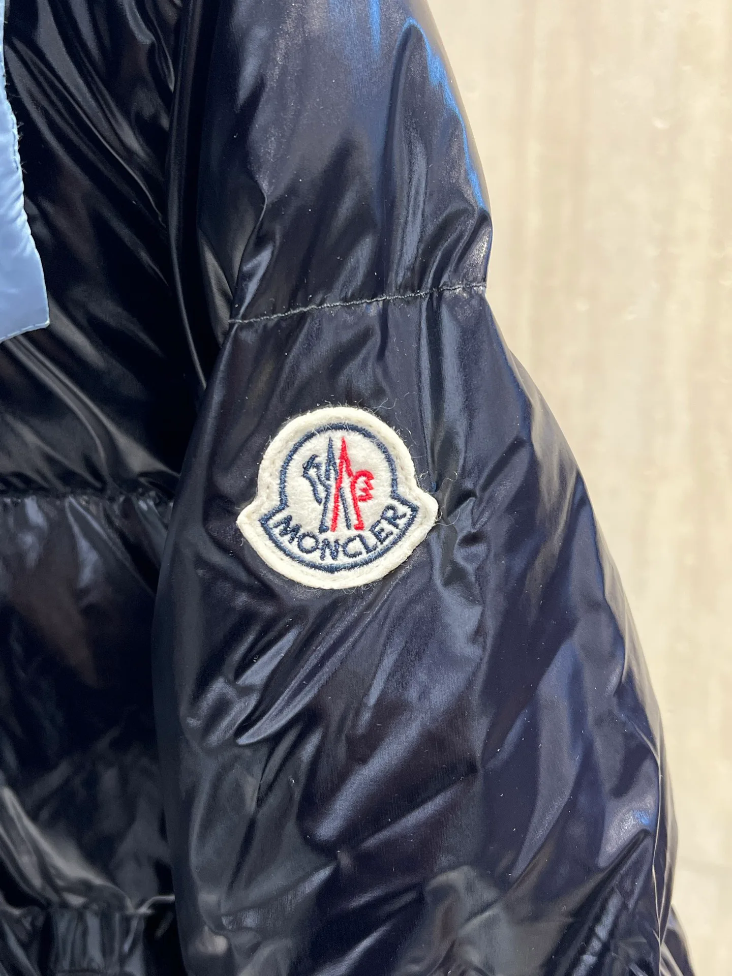 Men's Jackets And Down Jackets MONCLER 18231182