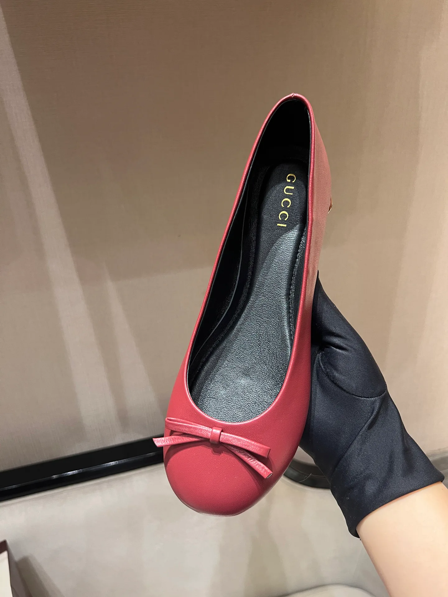 Women's Ballet Flats GUCCI 18020254