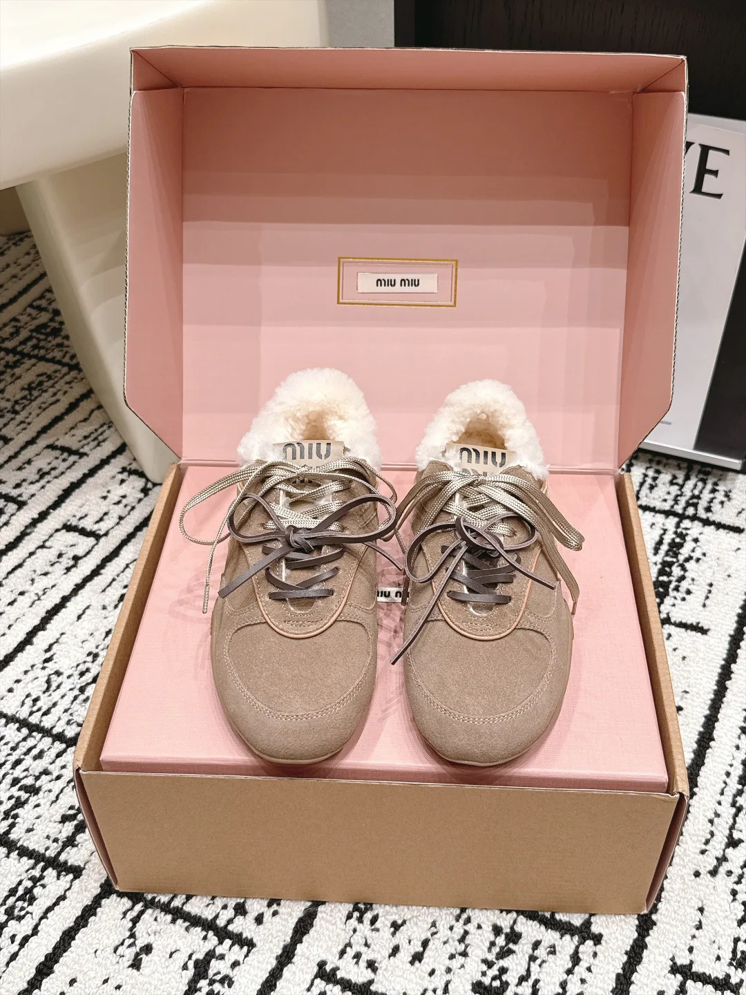 Women's Sneakers MIU MIU 18490663