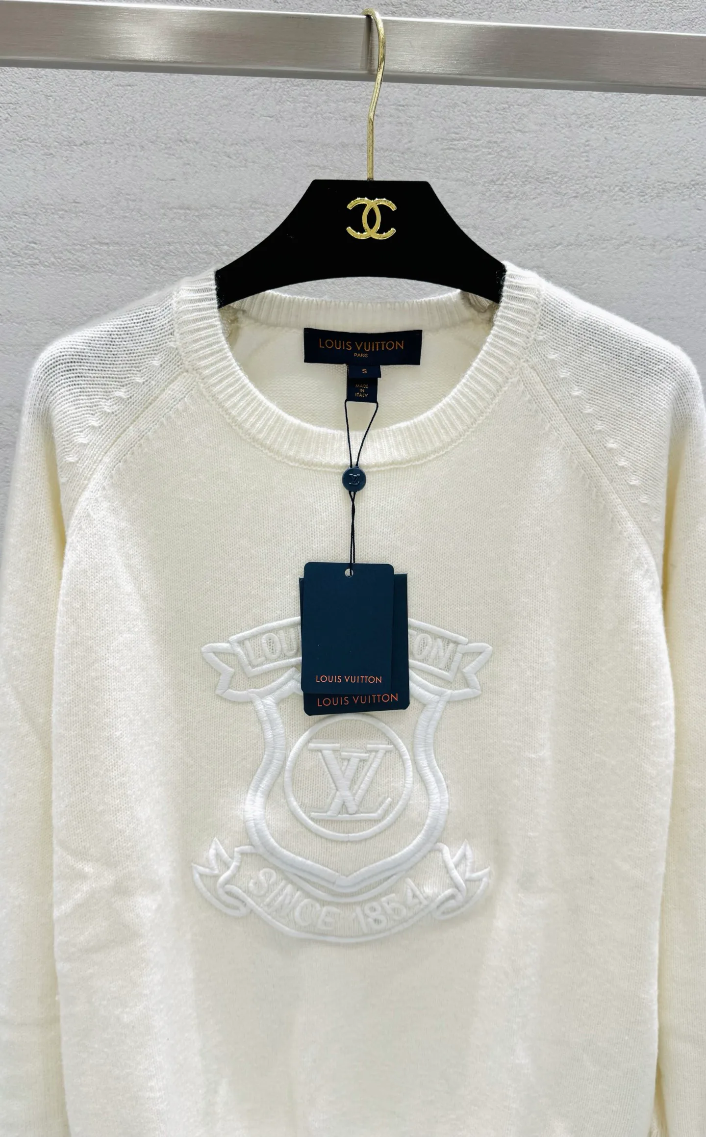 Women's Jumpers And Sweaters LOUIS VUITTON 18233406