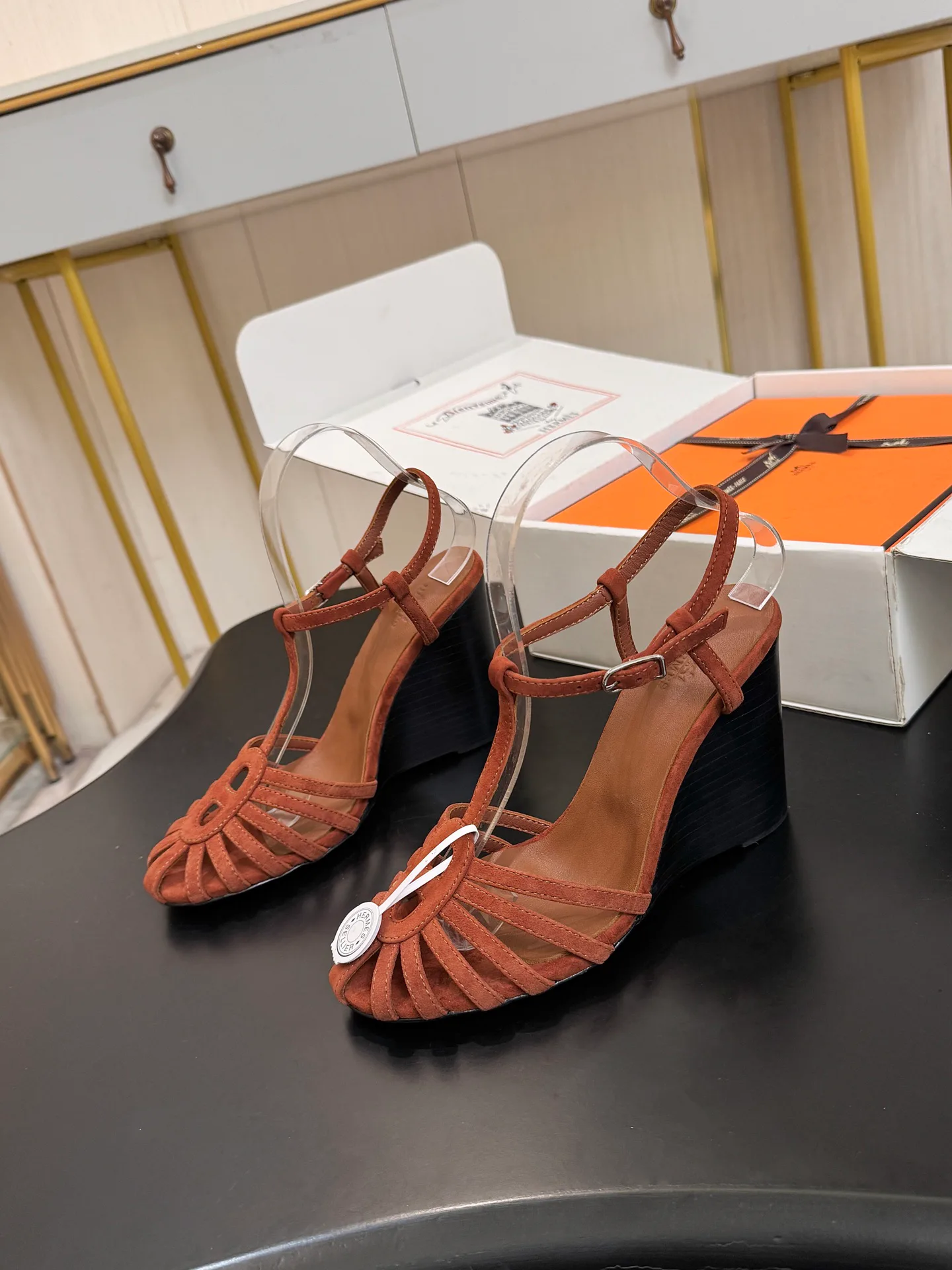 Women's Open-Toe Sandals HERMES 18103838