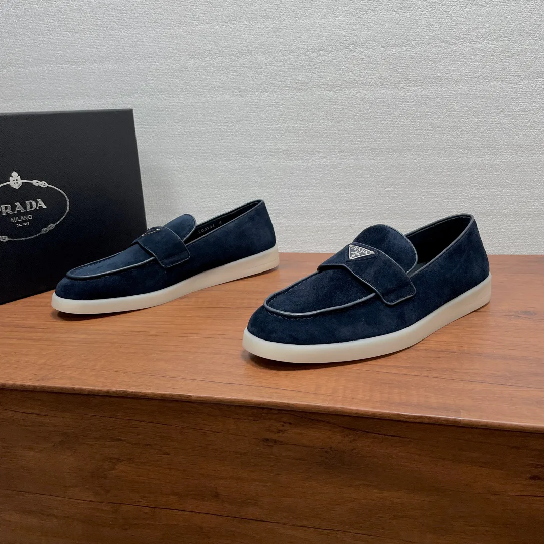 Men's Loafers And Dress Shoes PRADA 17971383