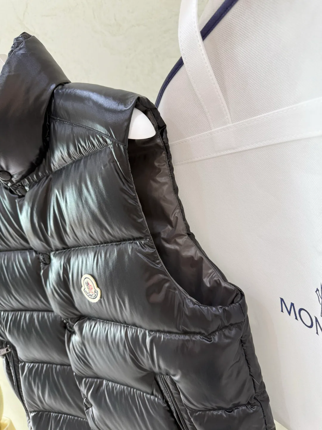 Women's Vests MONCLER 18376095