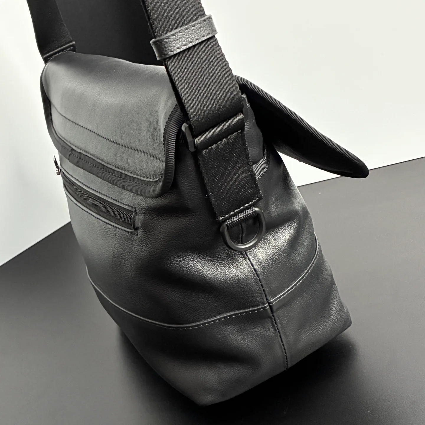 Women's Shoulder Bags BALENCIAGA 18136515