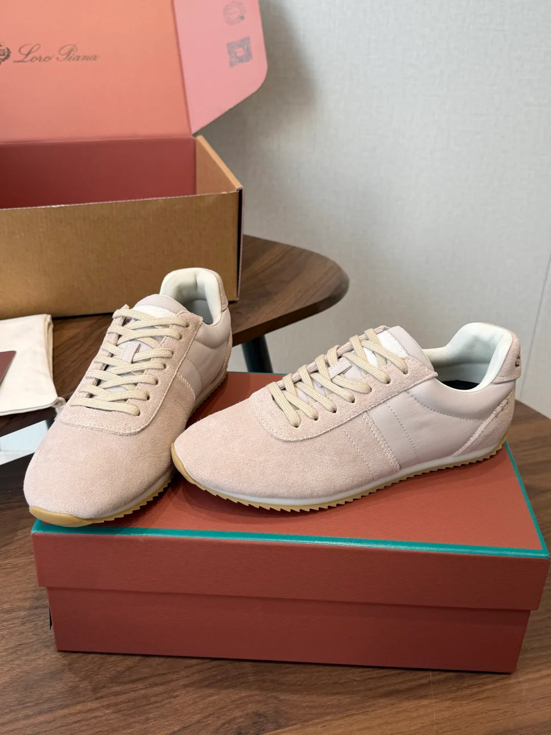 Women's Sneakers LORO PIANA 17535460
