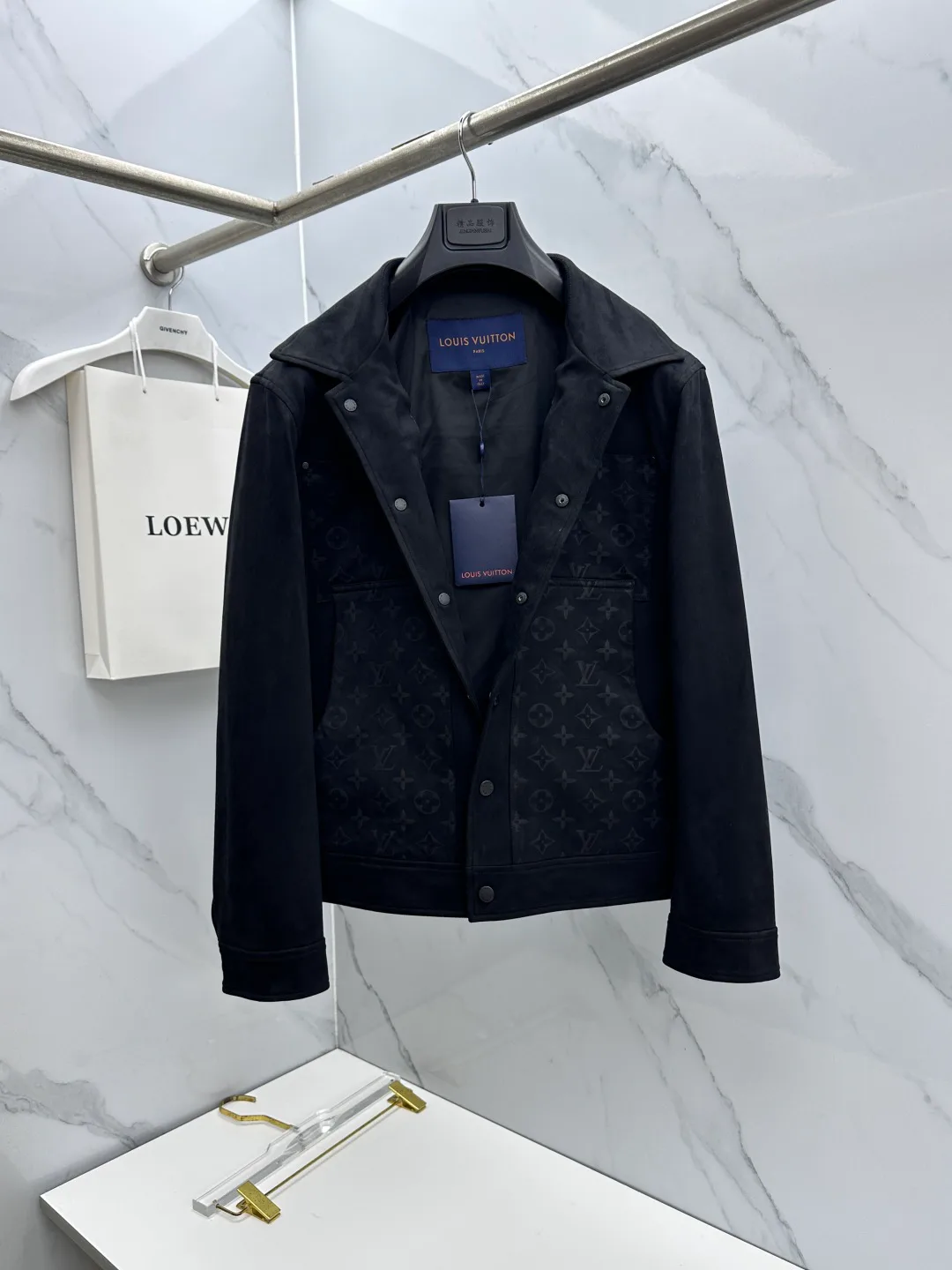 Куртки И Пуховики Мужские Louis Vuitton 18596973