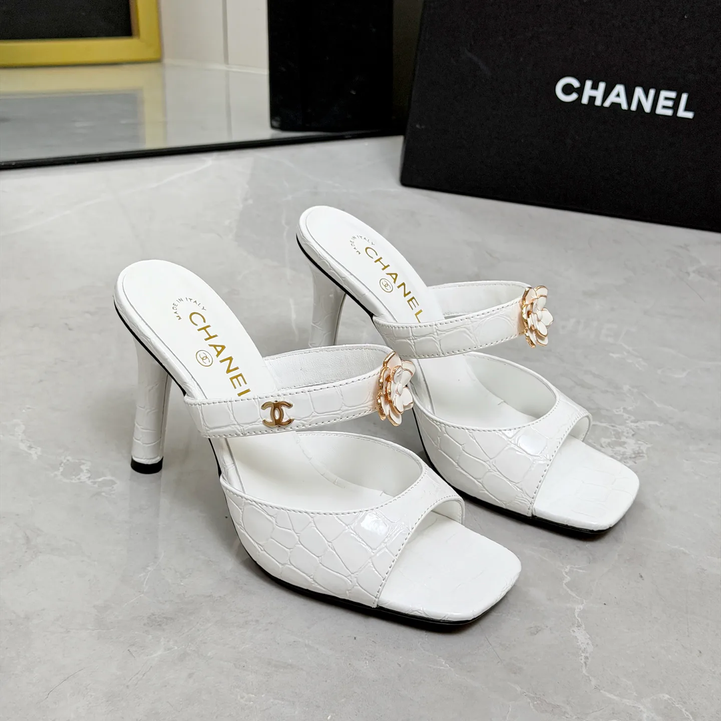 Women's Open-Toe Sandals CHANEL 17335029