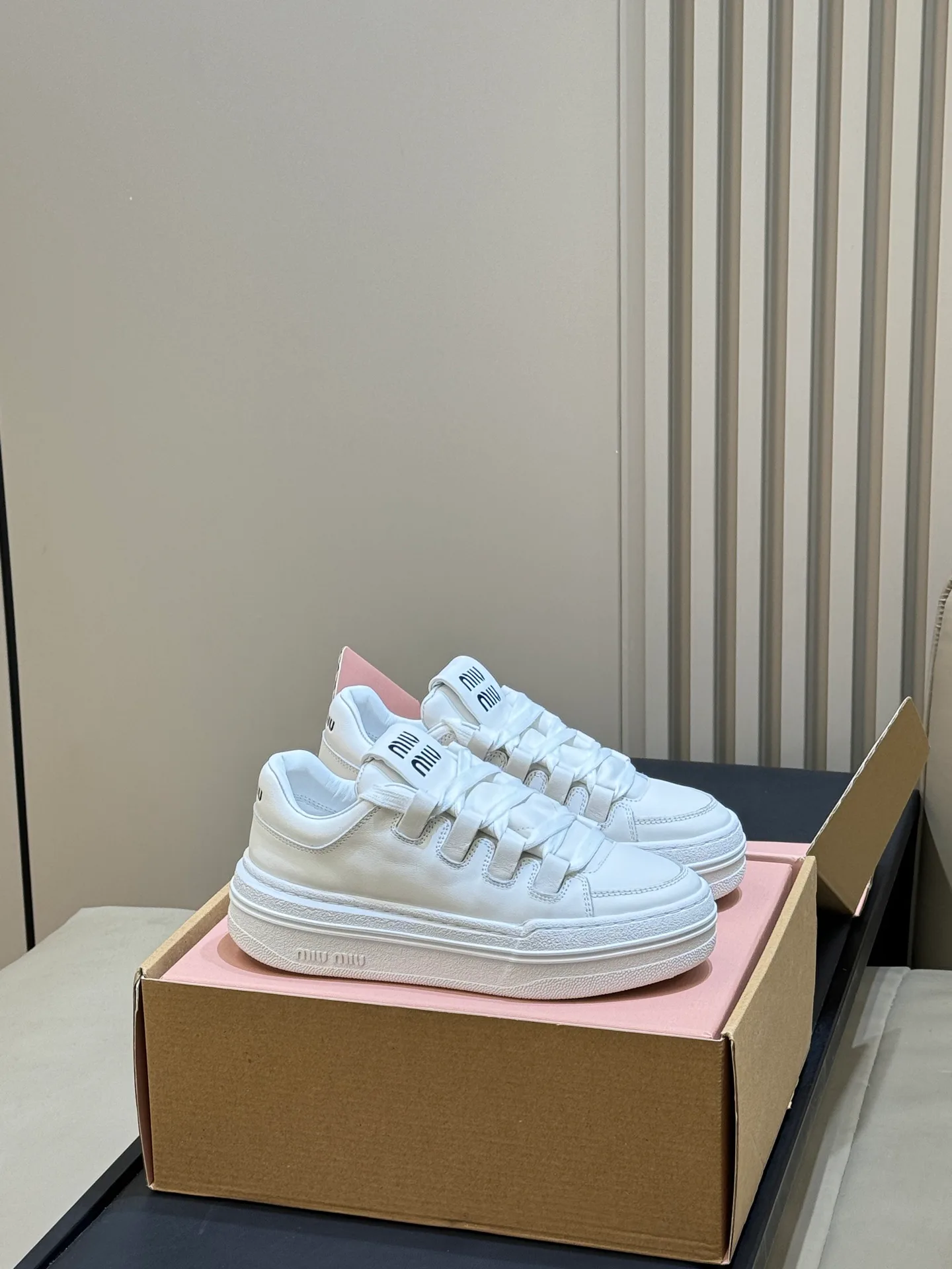 Women's Sneakers MIU MIU 18073096