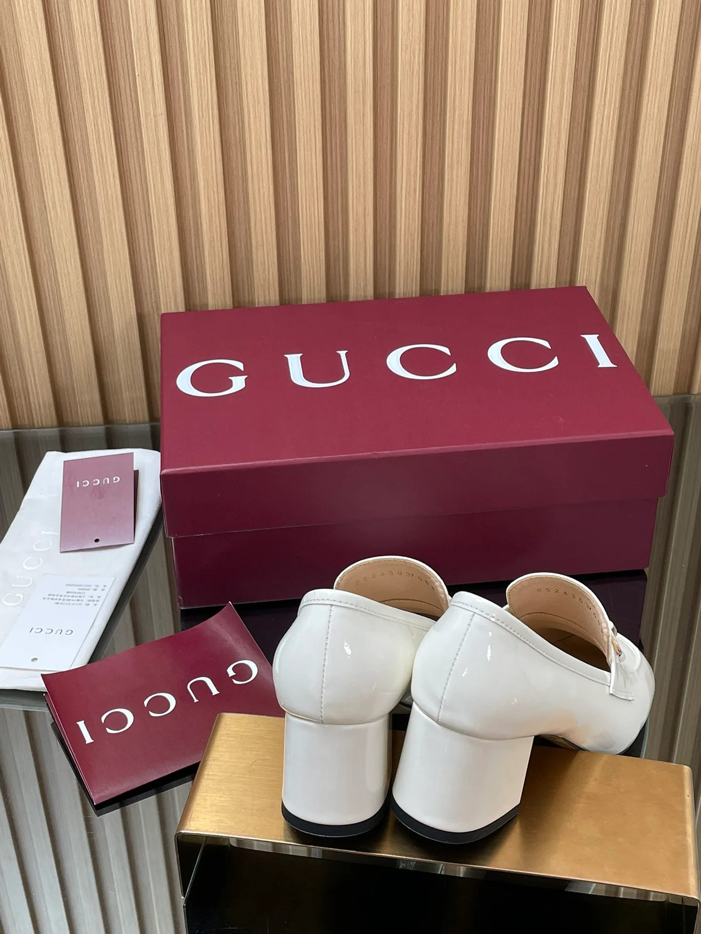 Women's Loafers And Moccasins GUCCI 18152967