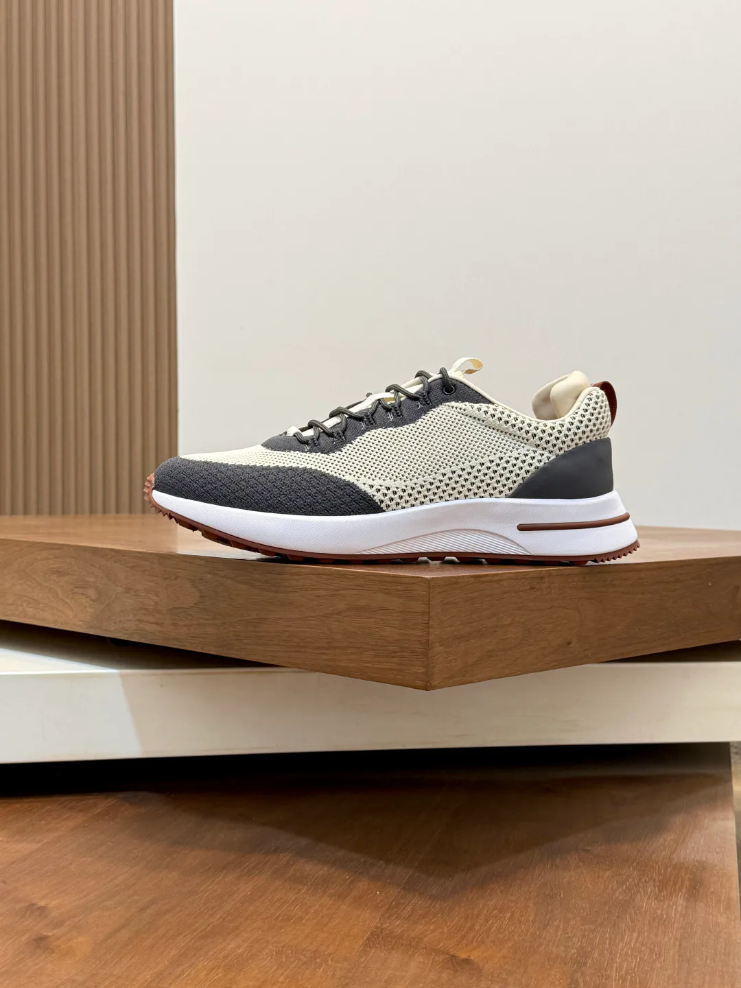 Men's Sneakers LORO PIANA 17830567