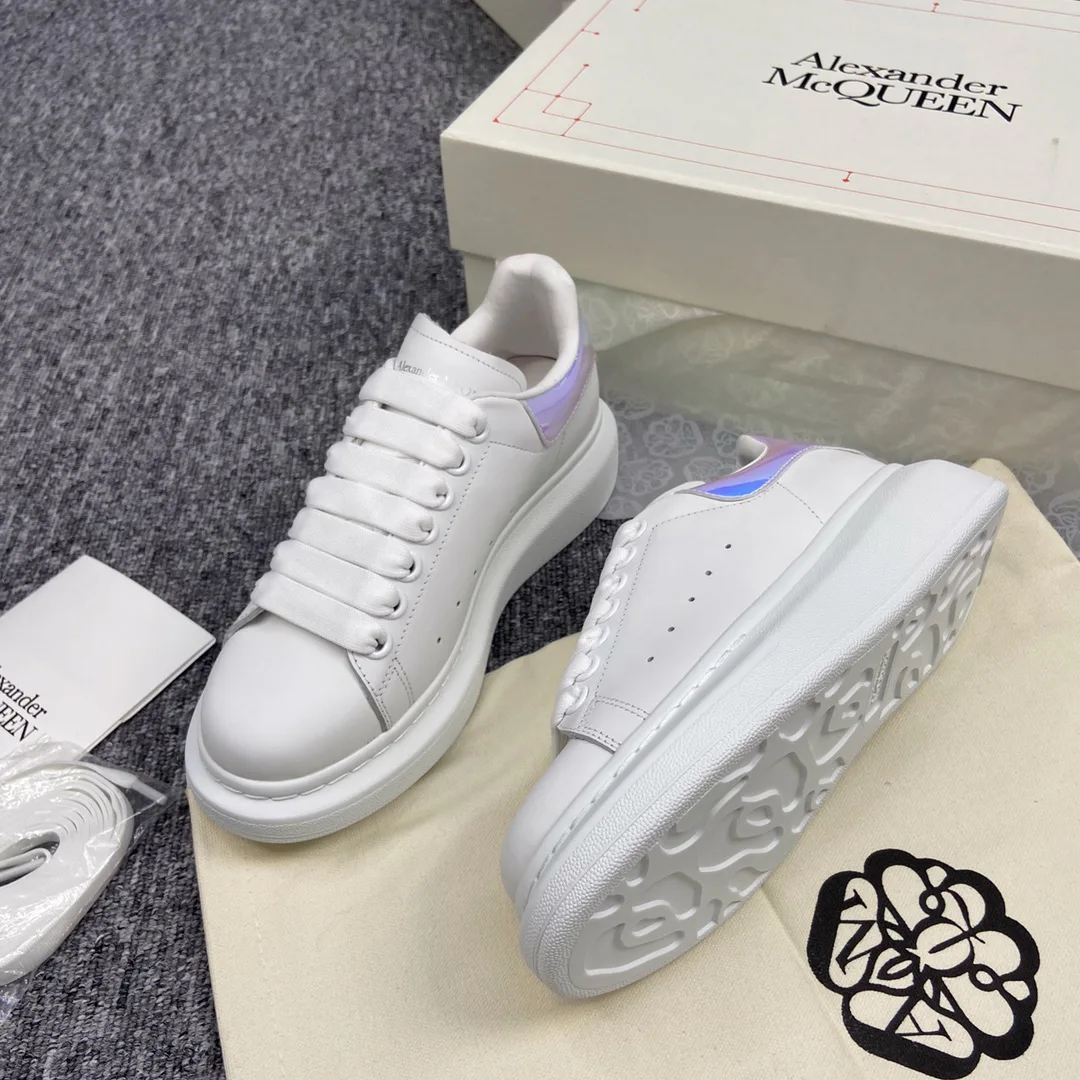 Women's Sneakers ALEXANDER MCQUEEN 17963432