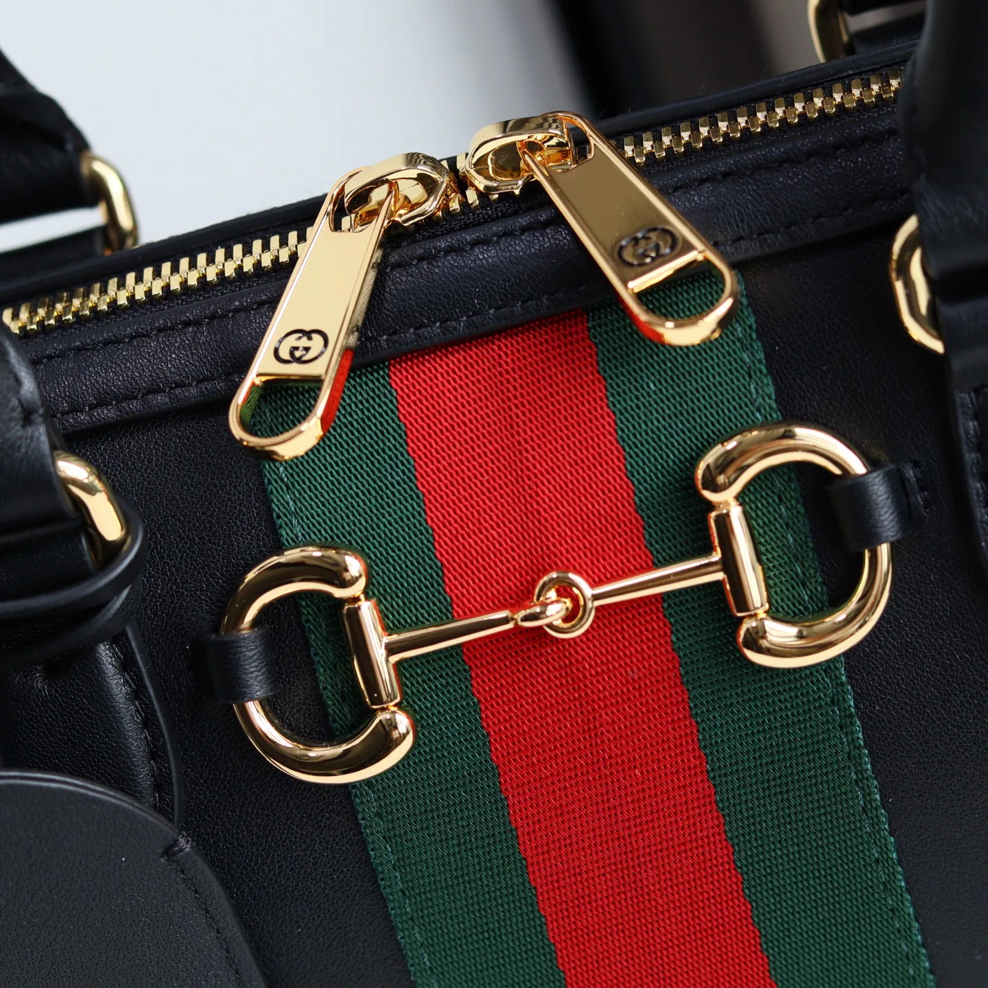 Классические Сумки Женские Gucci 18614484