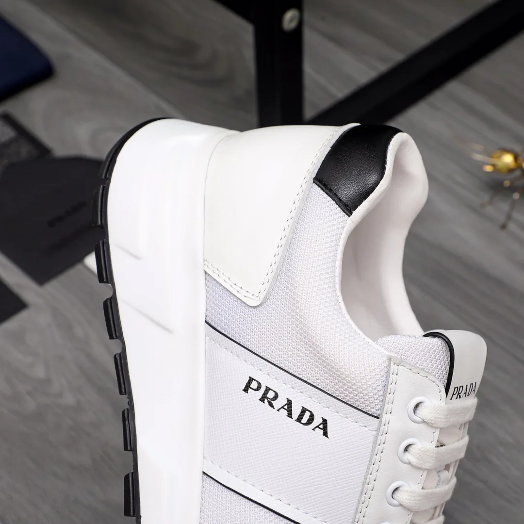 Women's Sneakers PRADA 17429922