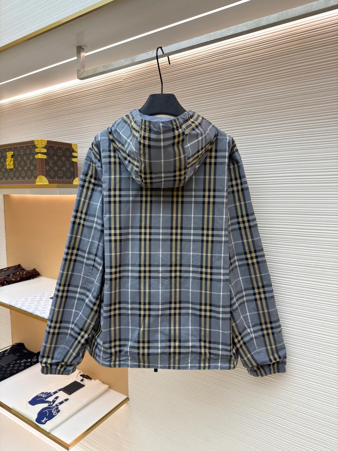 Men's Jackets And Down Jackets BURBERRY 17699415