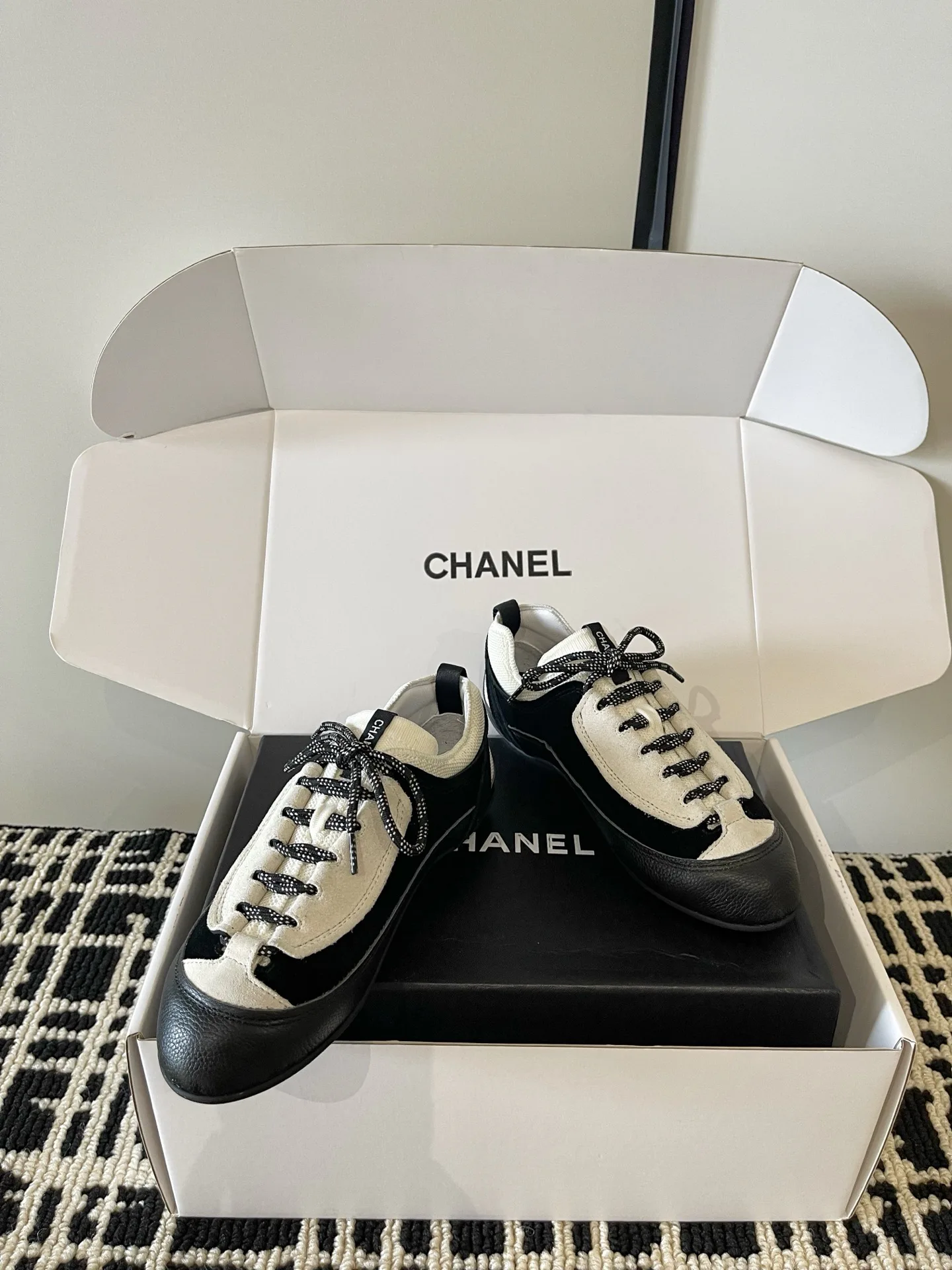 Women's Sneakers CHANEL 17866984