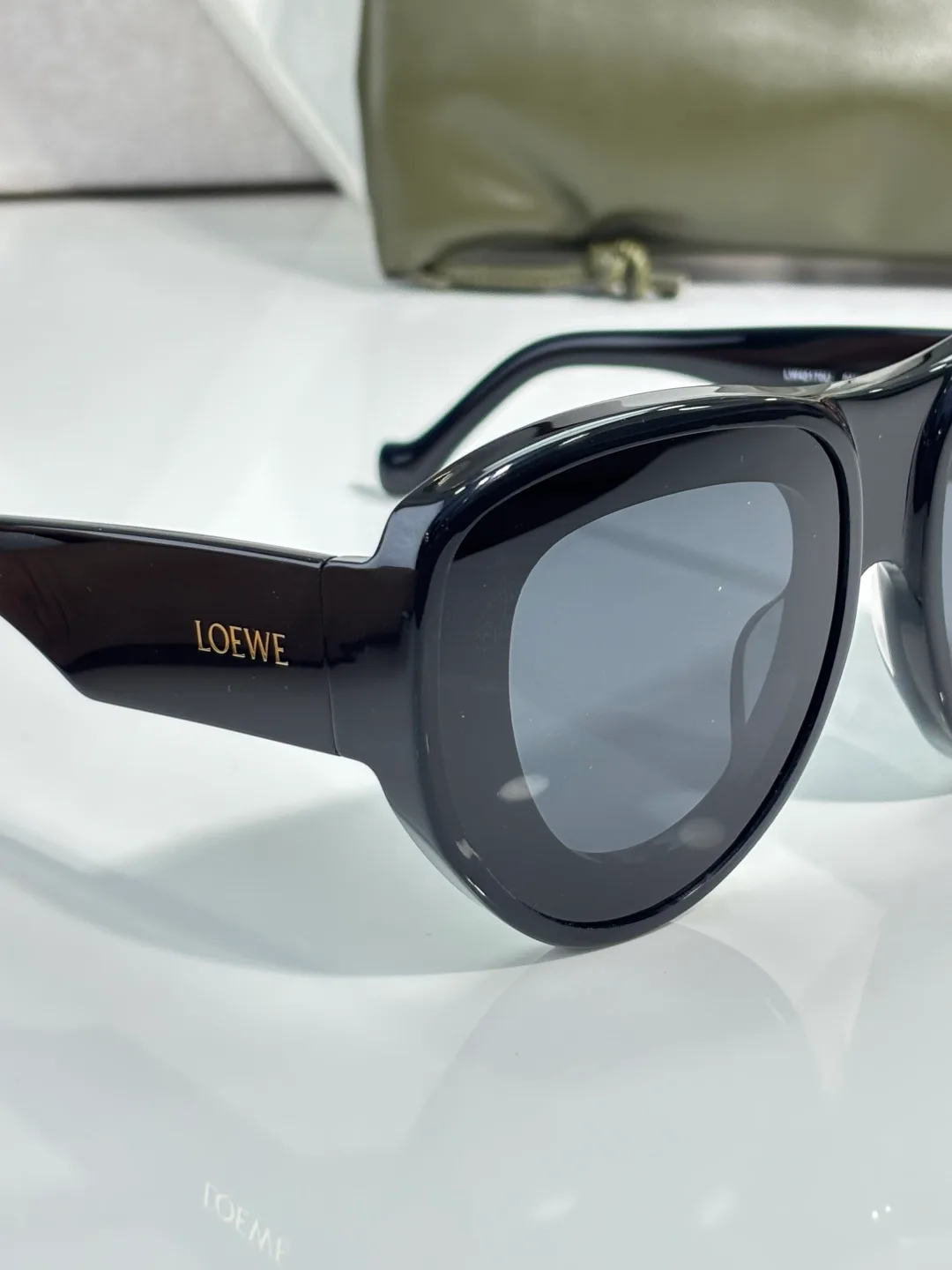Glasses LOEWE 18059689