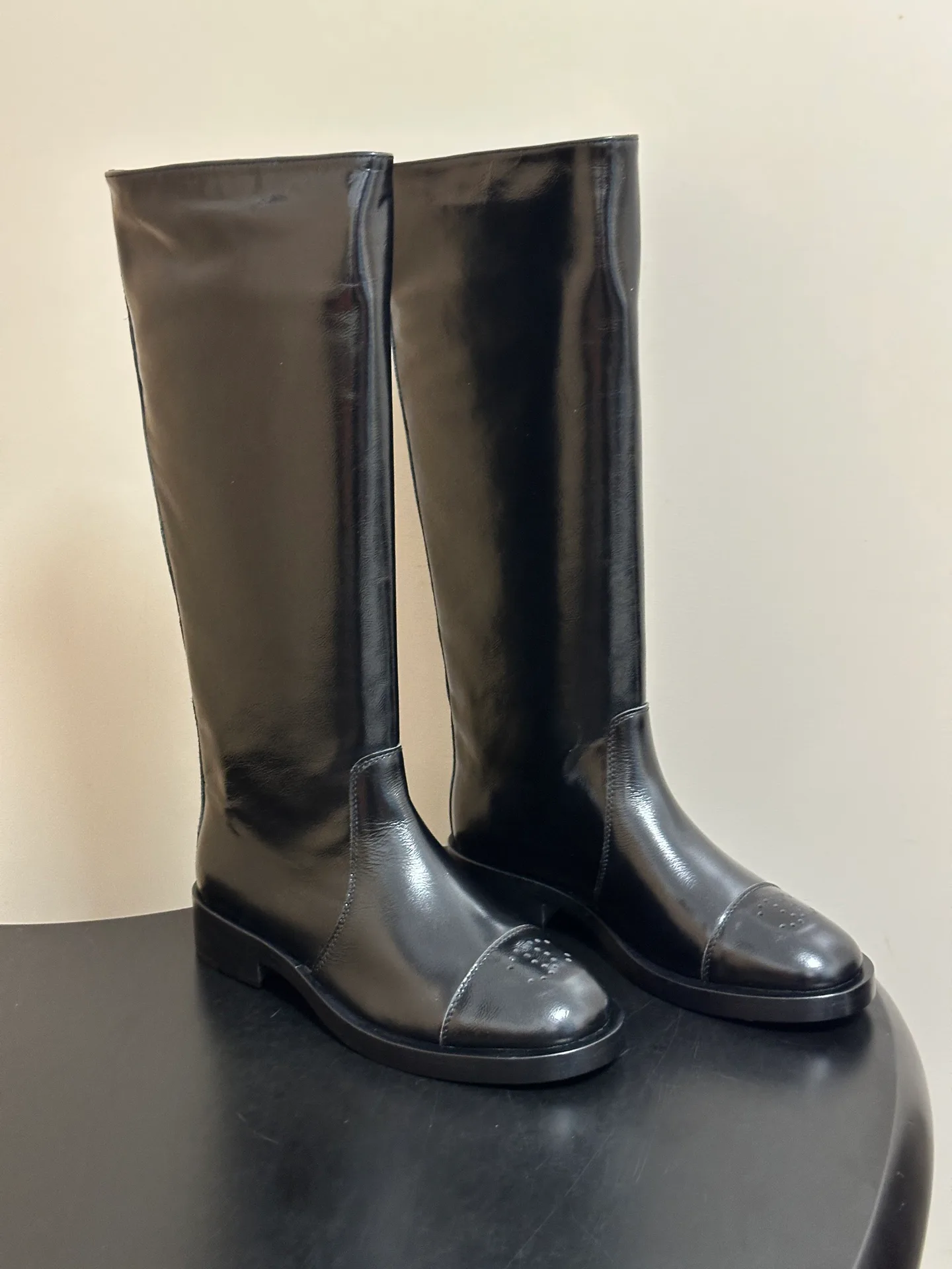 Women's Boots CHANEL 18069808
