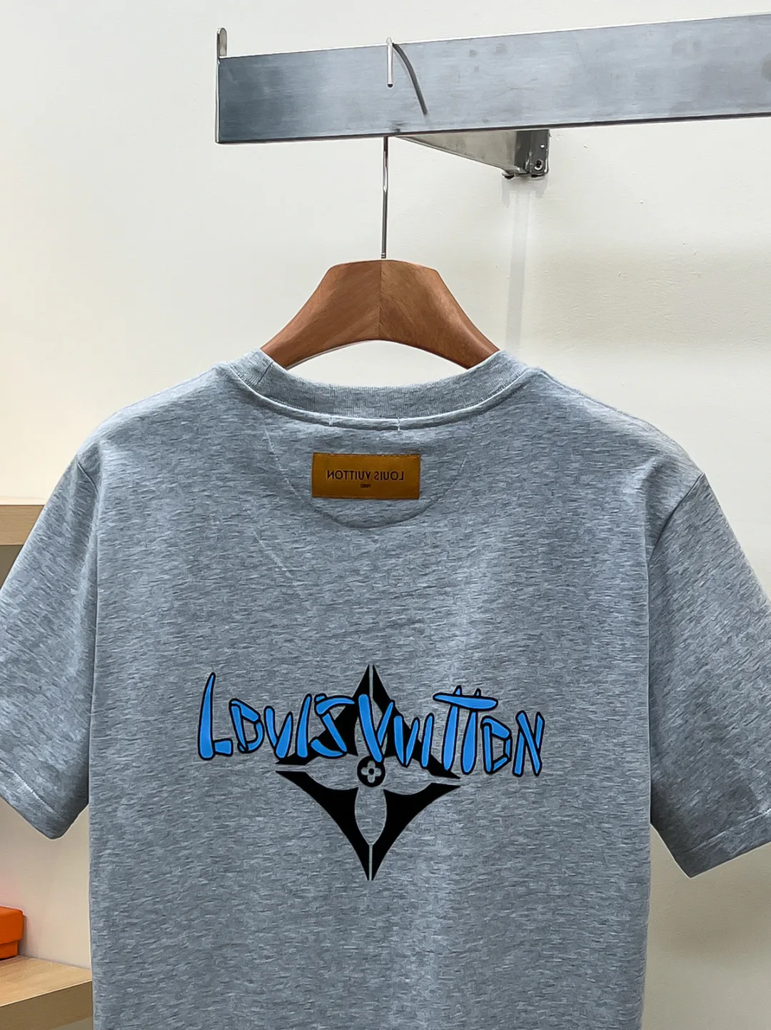 Men's T-Shirts LOUIS VUITTON 18499295