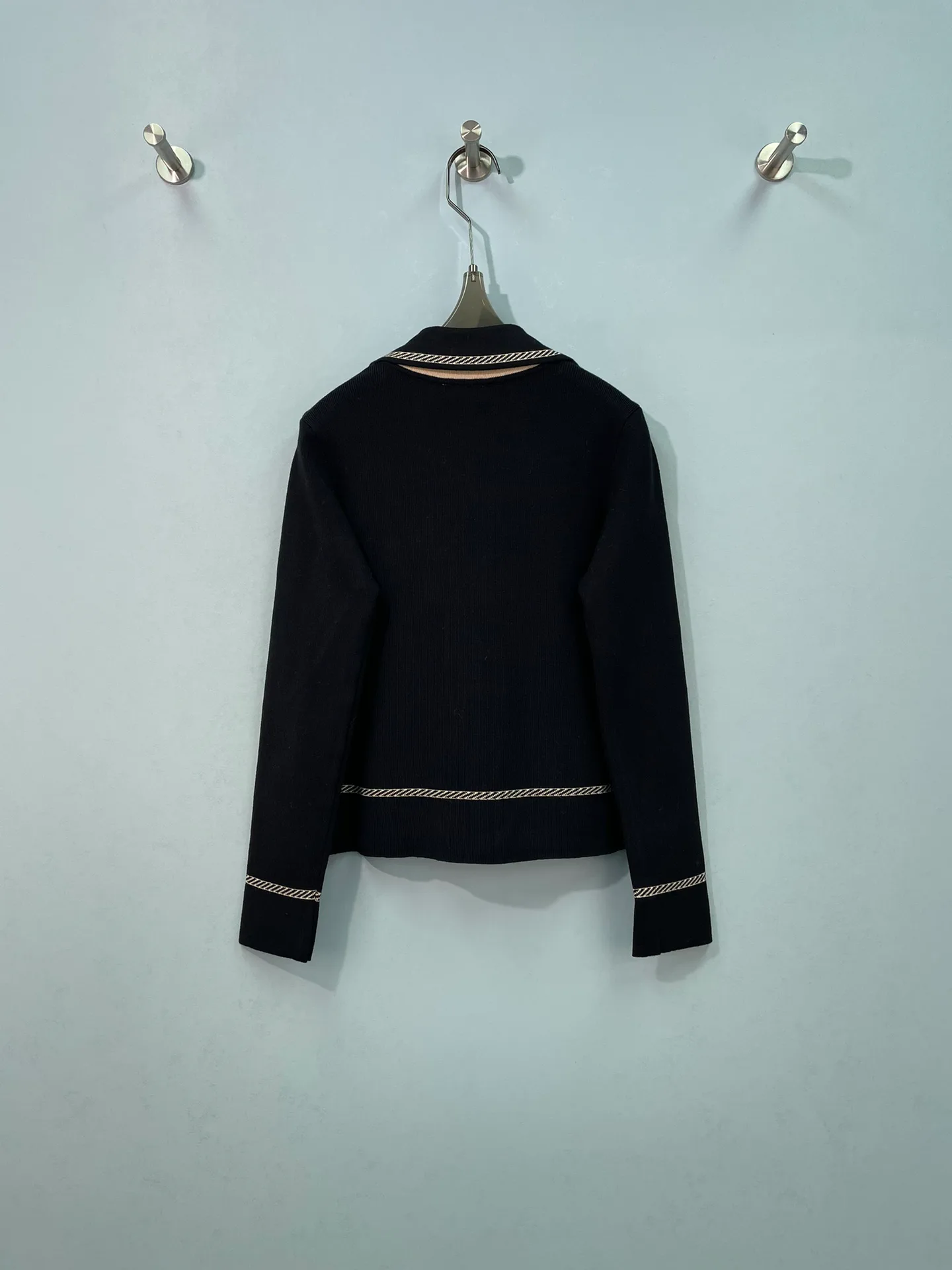 Women's Jumpers And Sweaters CHANEL 18151206