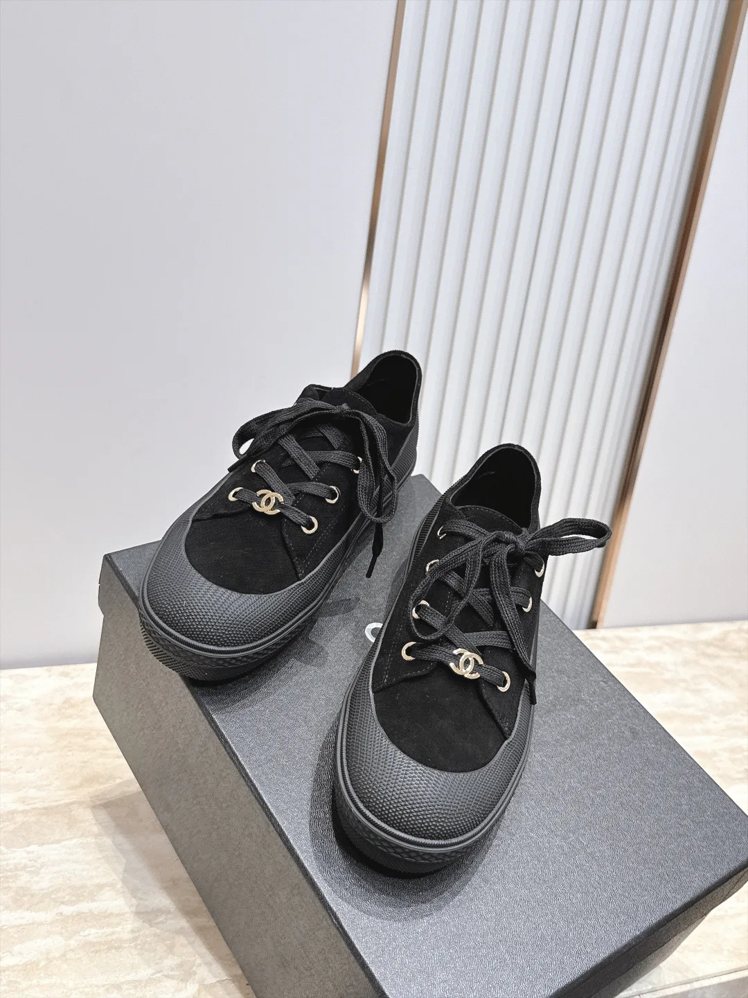 Women's Sneakers CHANEL 17796863