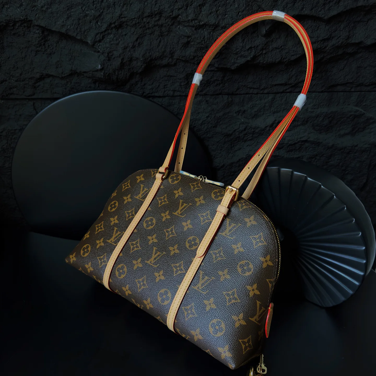 Women's Classic Handbags LOUIS VUITTON 17498635