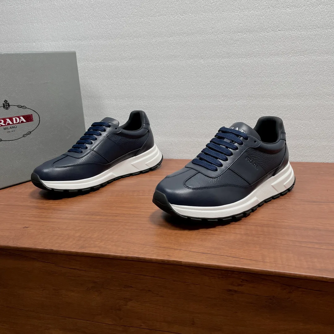 Men's Sneakers PRADA 17542577