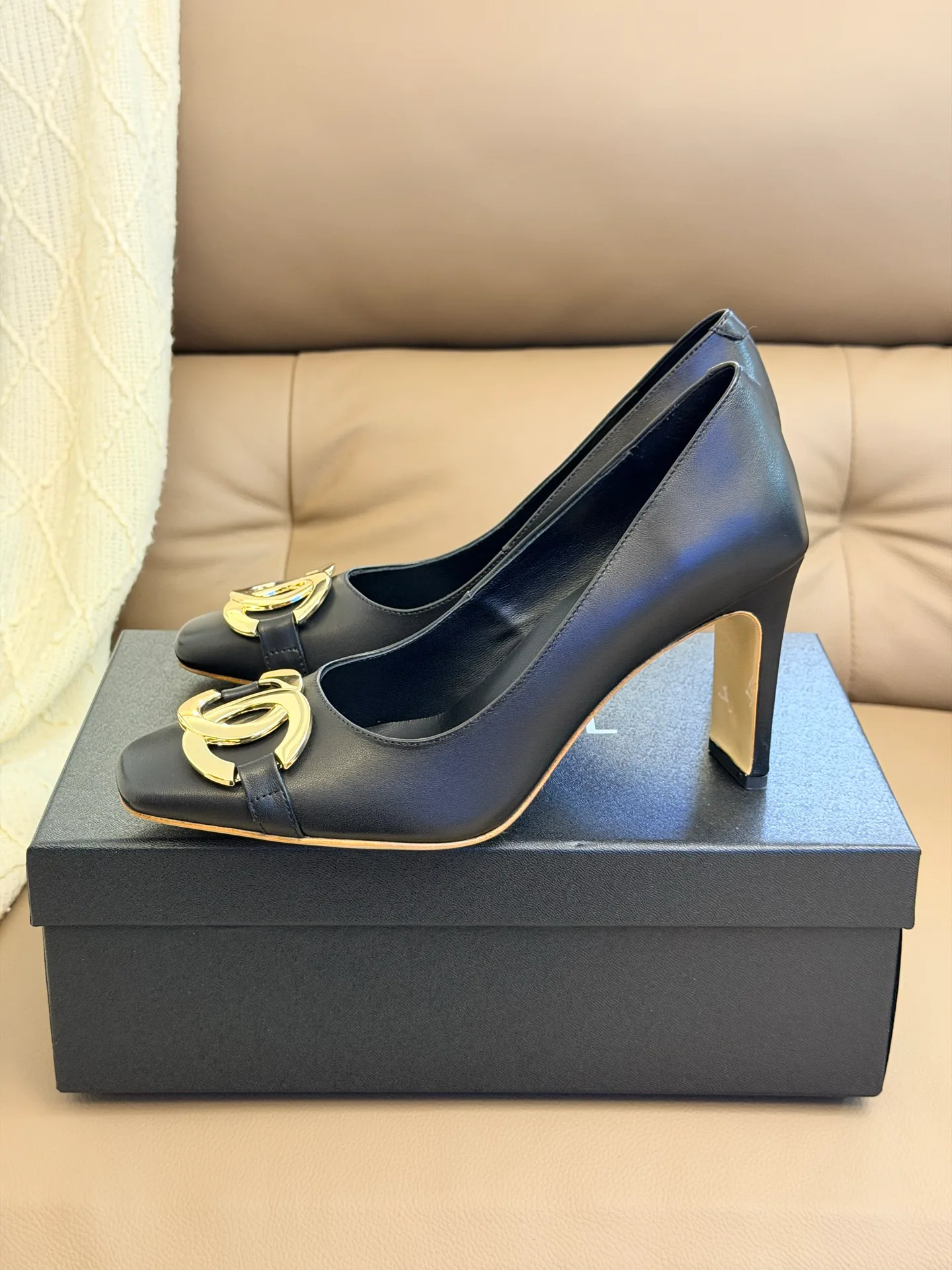 Women's Heels CHANEL 17510600