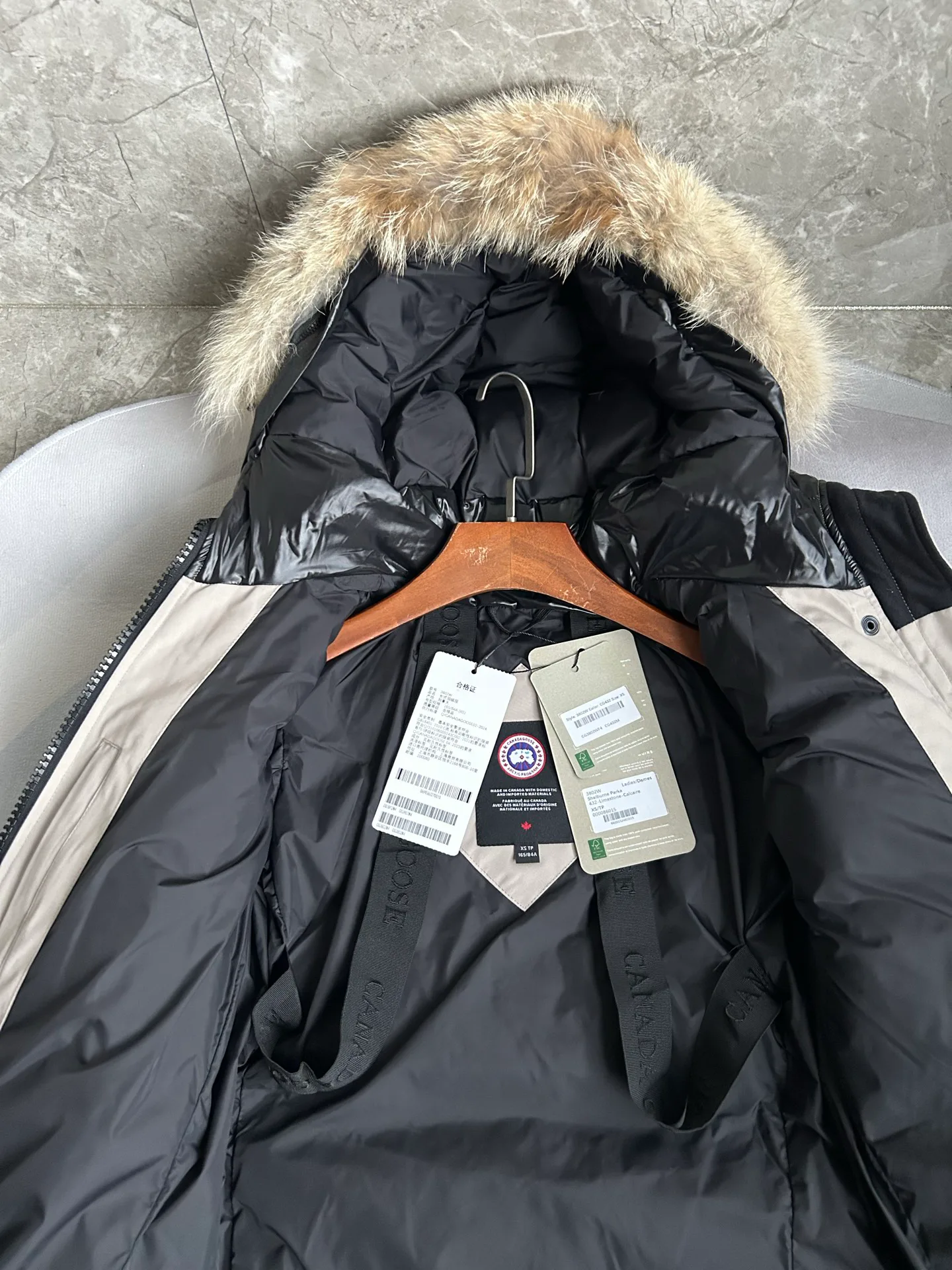 Women's Jackets And Down Jackets CANADA GOOSE 18007219