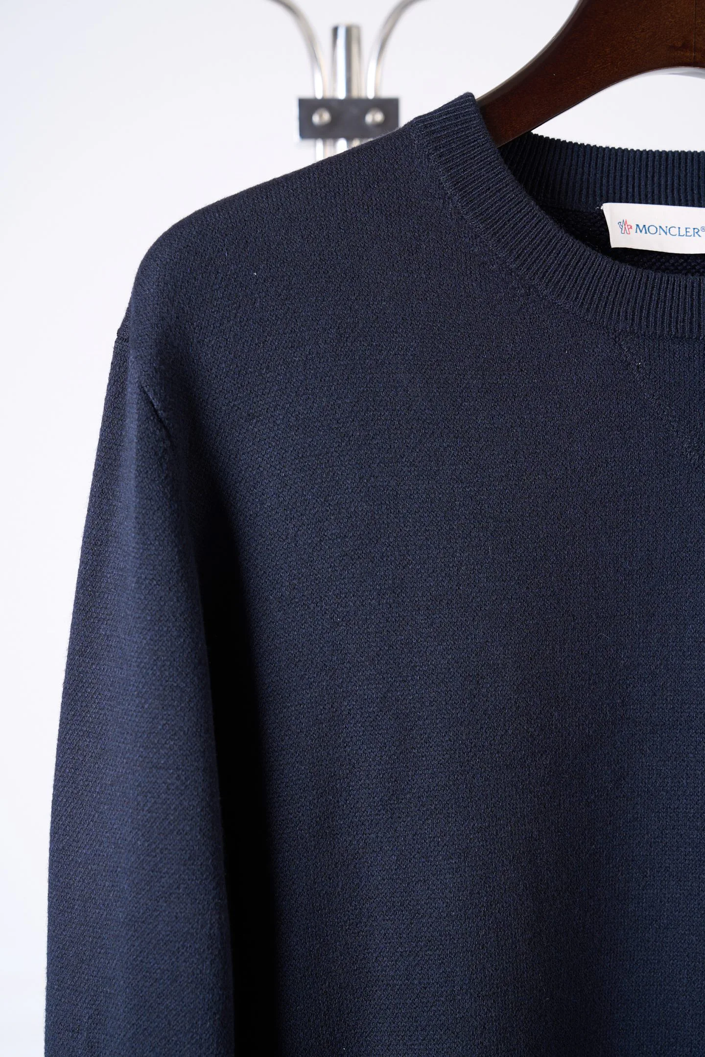 Men's Jumpers And Sweaters MONCLER 18178907