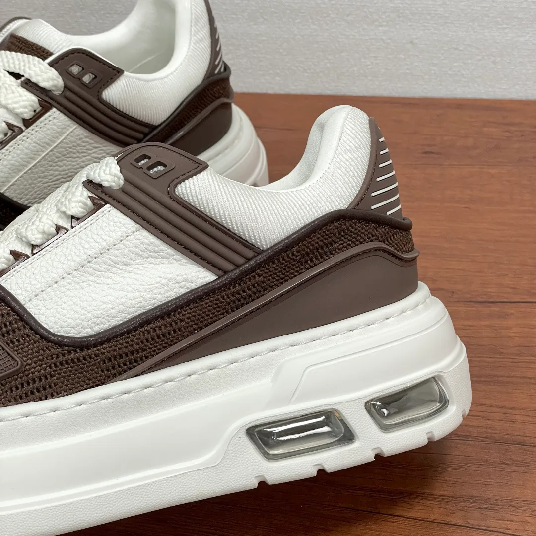 Men's Sneakers LOUIS VUITTON 17542427