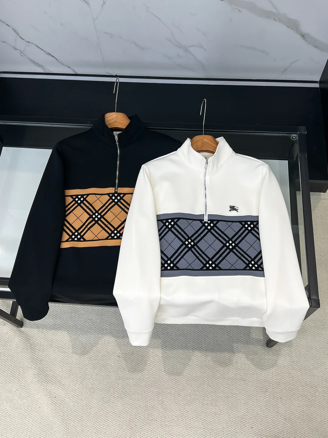 Men's Sweatshirts And Hoodies BURBERRY 18499169