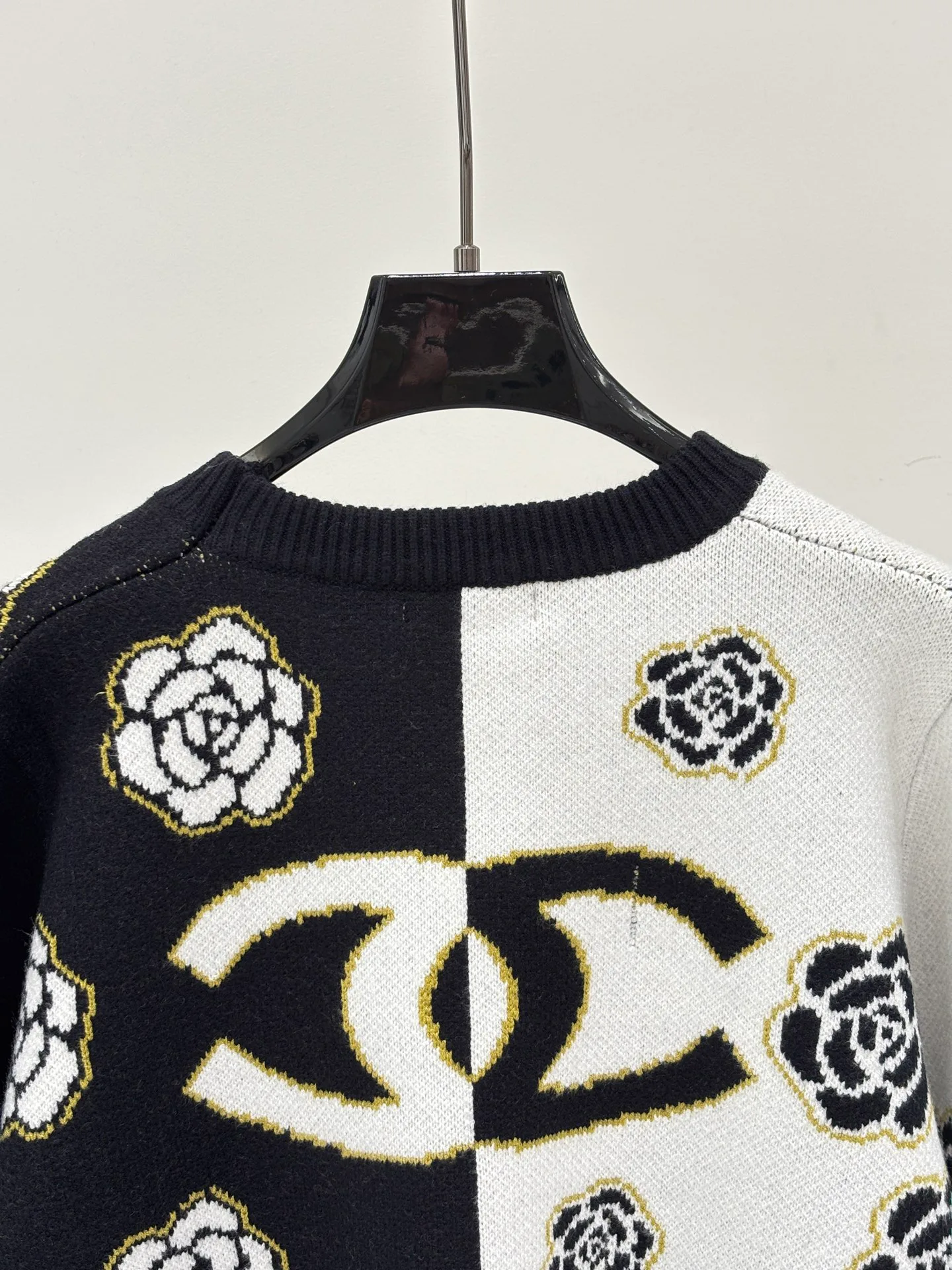 Women's Jumpers And Sweaters CHANEL 18138381