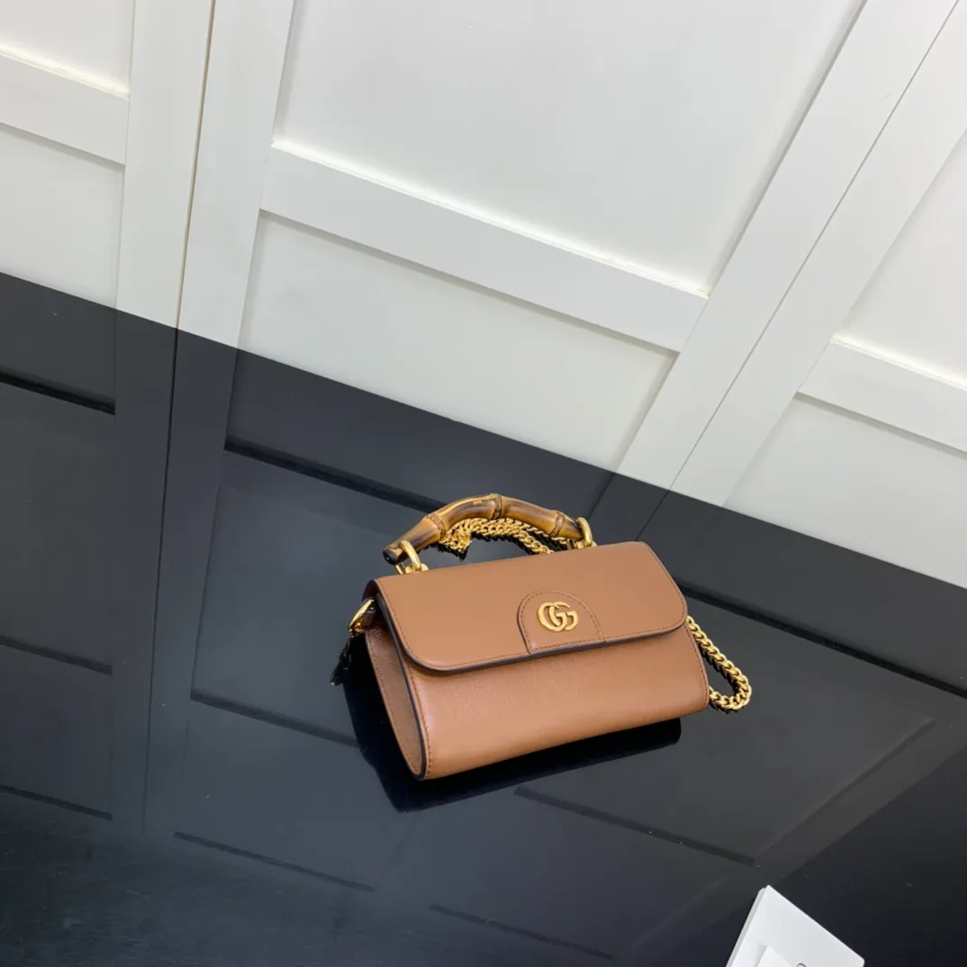 Women's Classic Handbags GUCCI 18262422