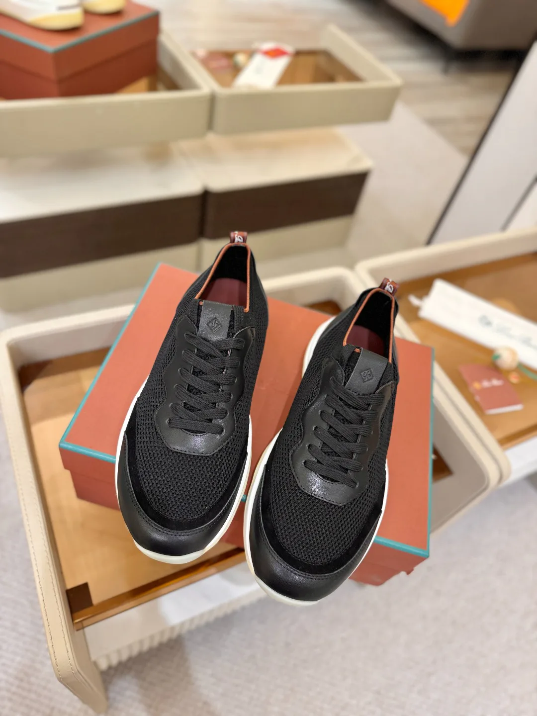Men's Sneakers LORO PIANA 18039624