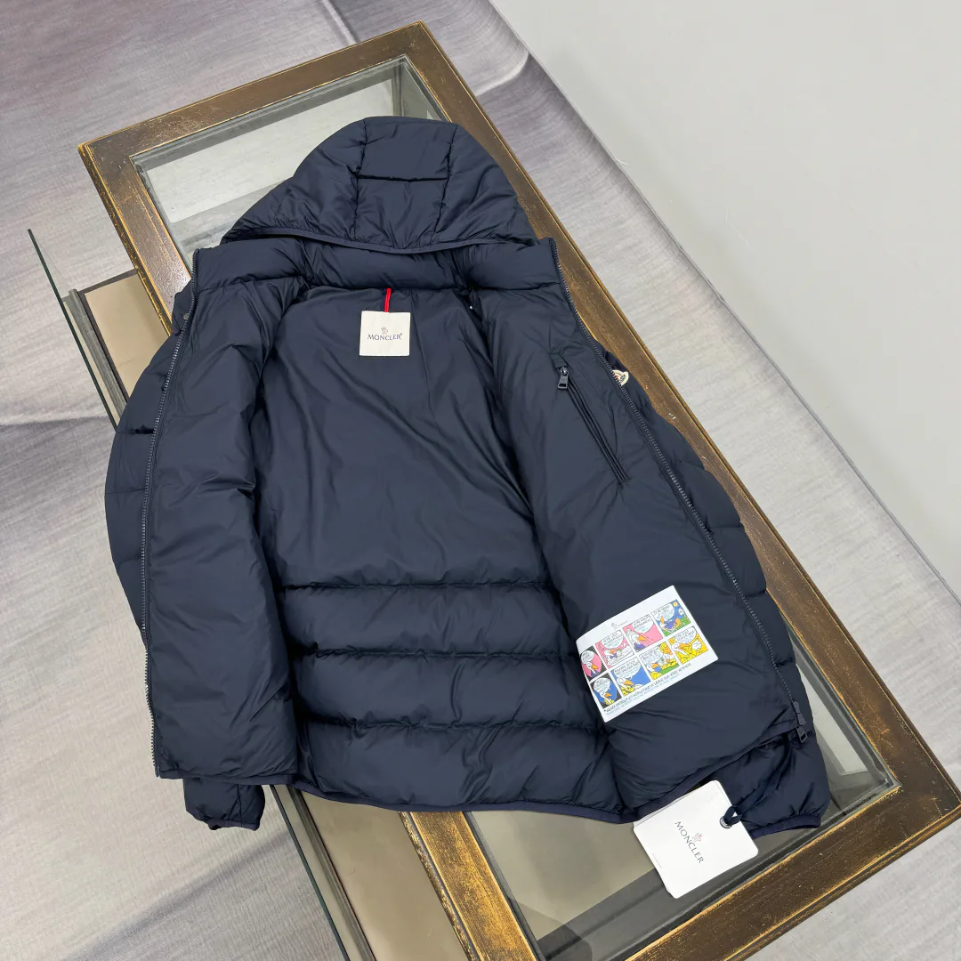 Men's Jackets And Down Jackets MONCLER 17827393