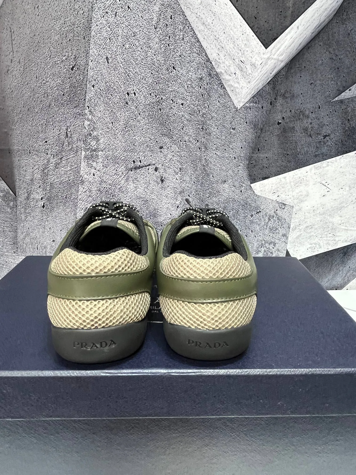 Men's Sneakers PRADA 17955457