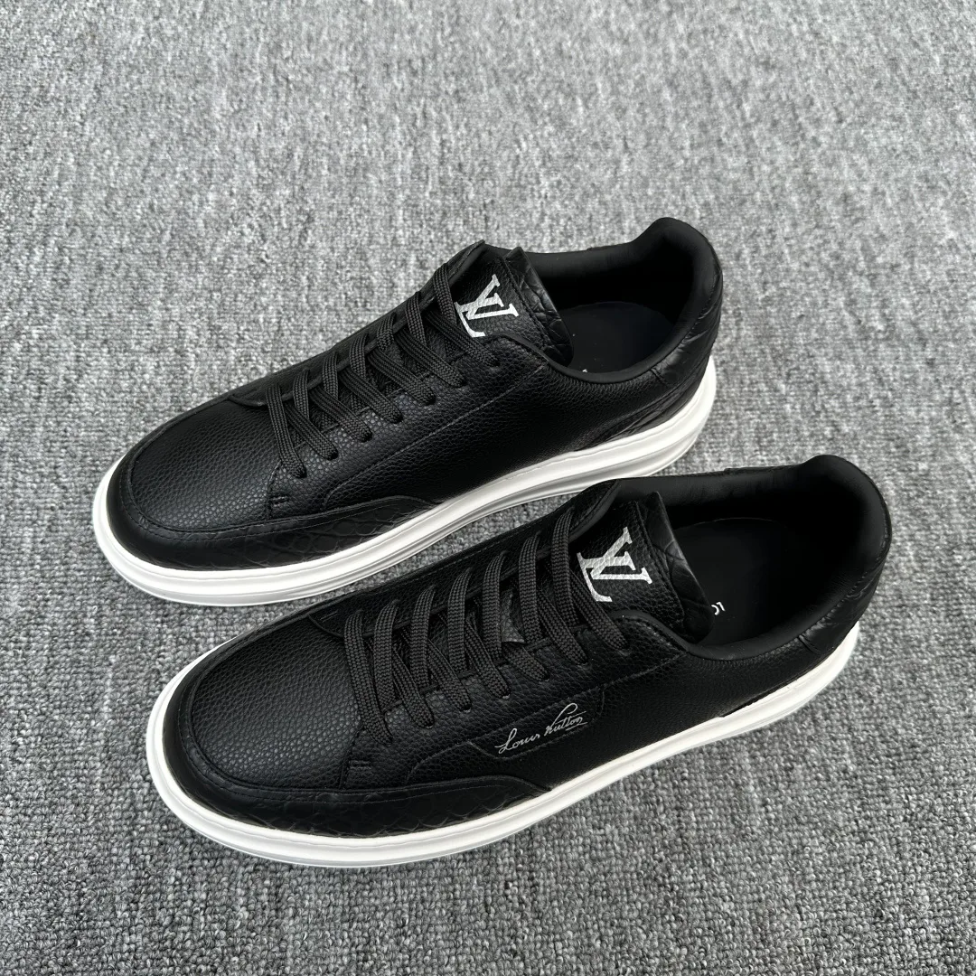 Men's Sneakers LOUIS VUITTON 18076080