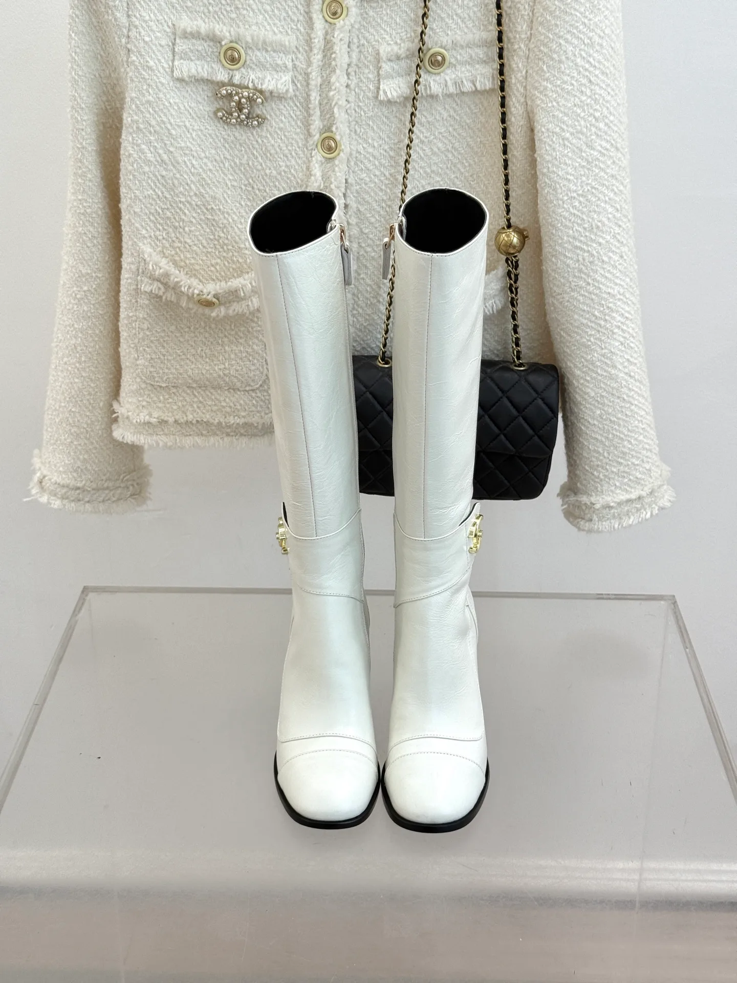 Women's Boots CHANEL 18154337