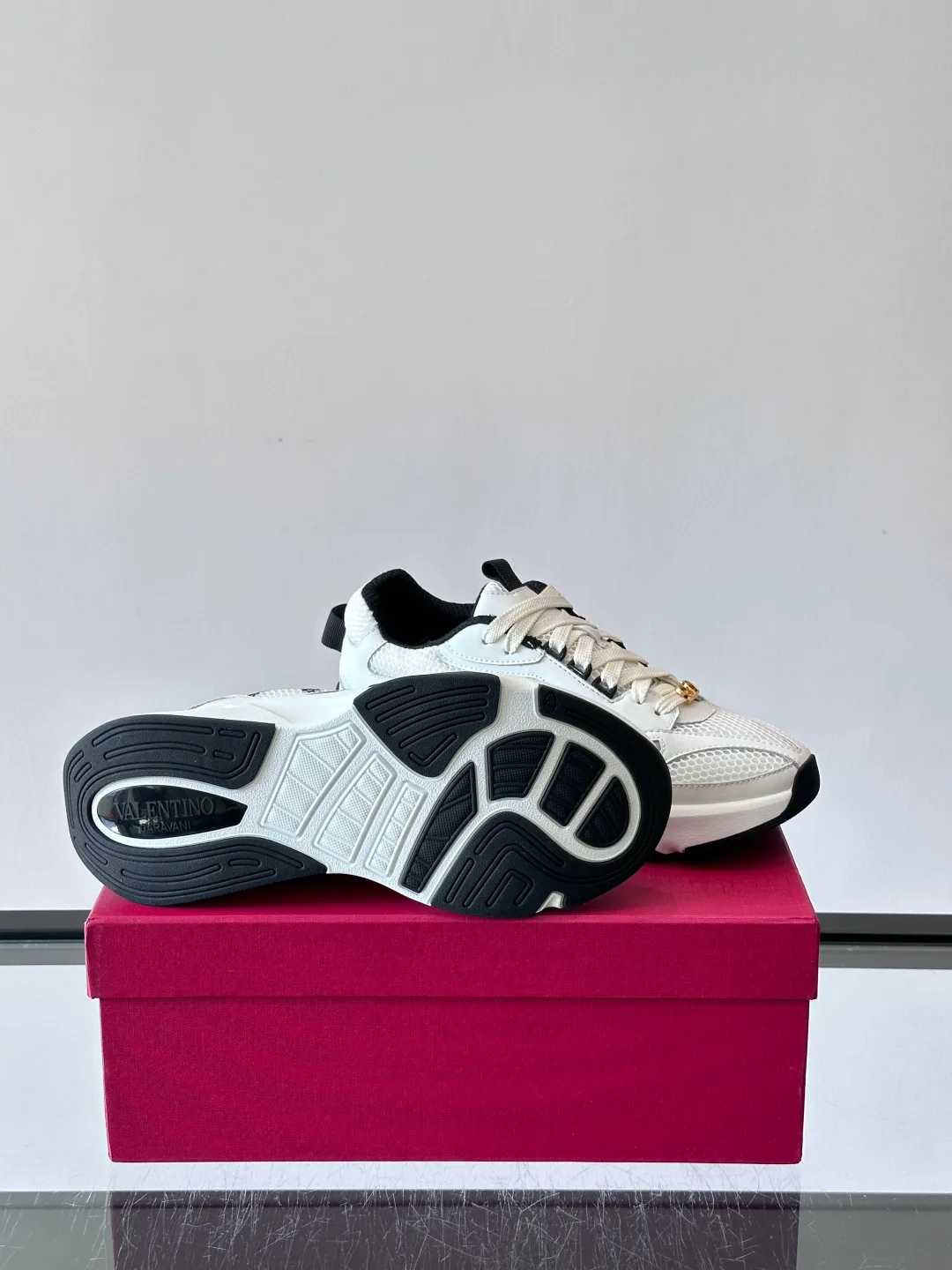 Men's Sneakers VALENTINO 17328752