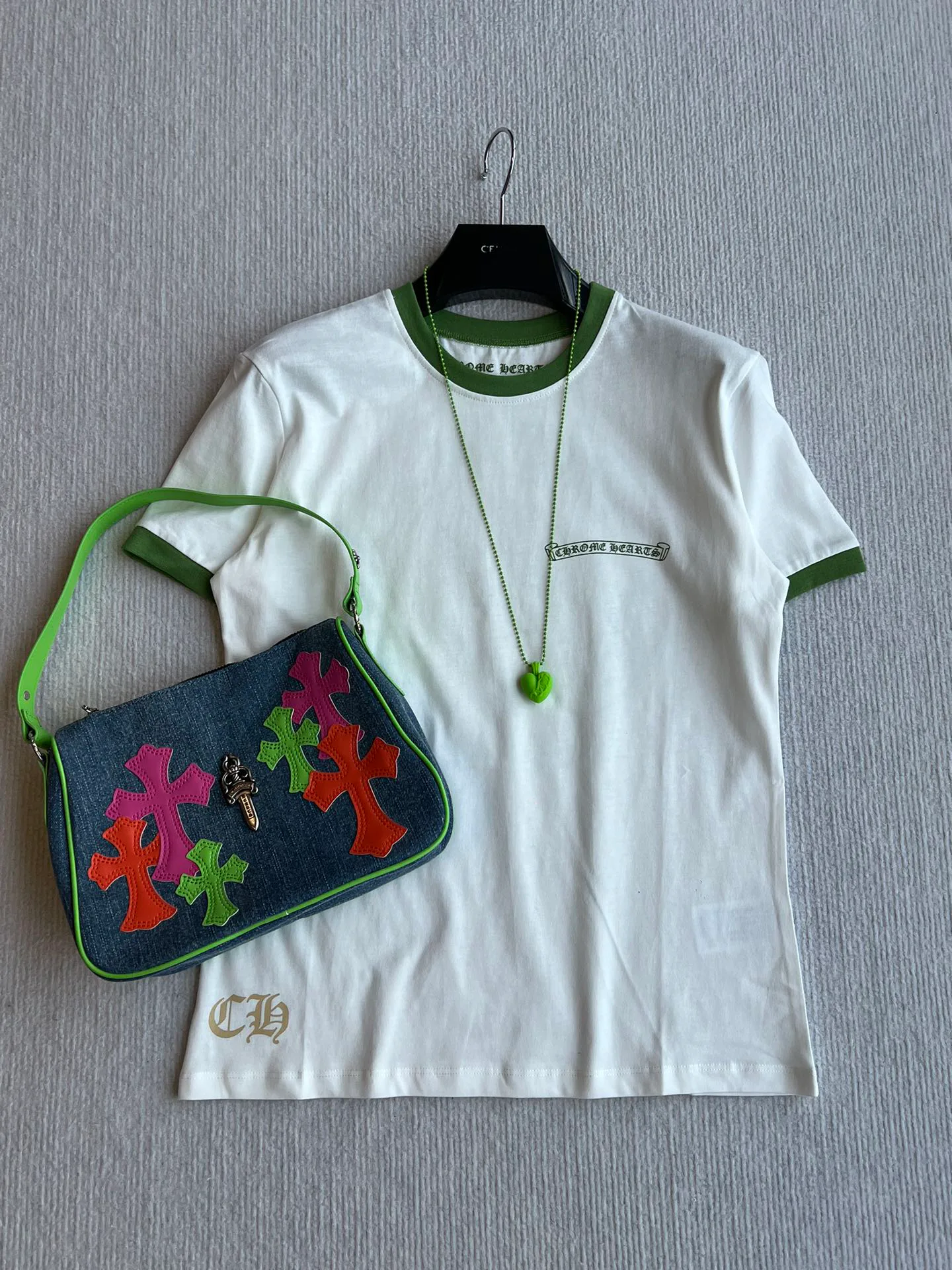 Women's T-Shirts CHROME HEARTS 17602288