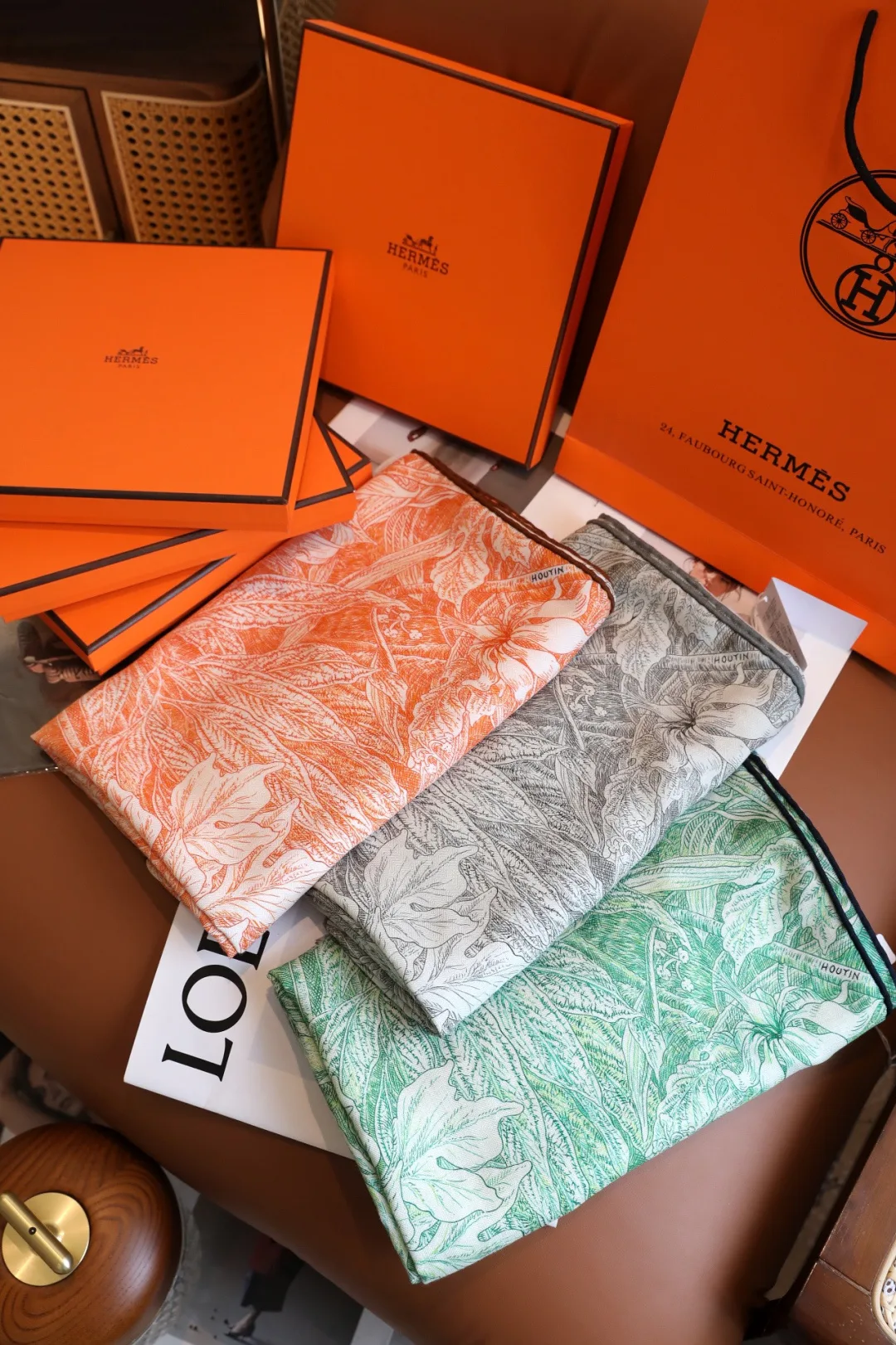 Silk Scarves HERMES 18222503