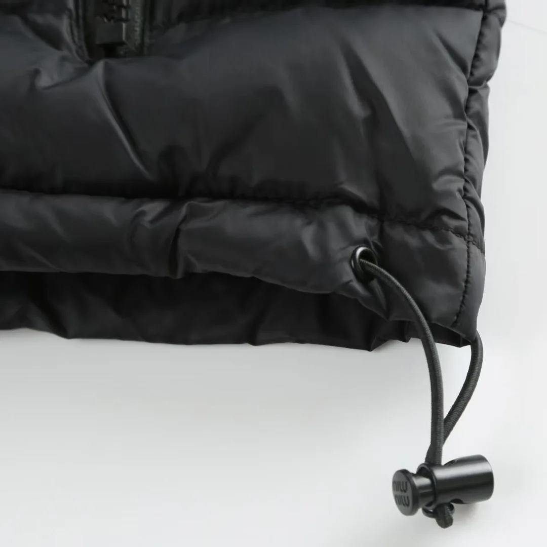 Women's Jackets And Down Jackets MIU MIU 18022443