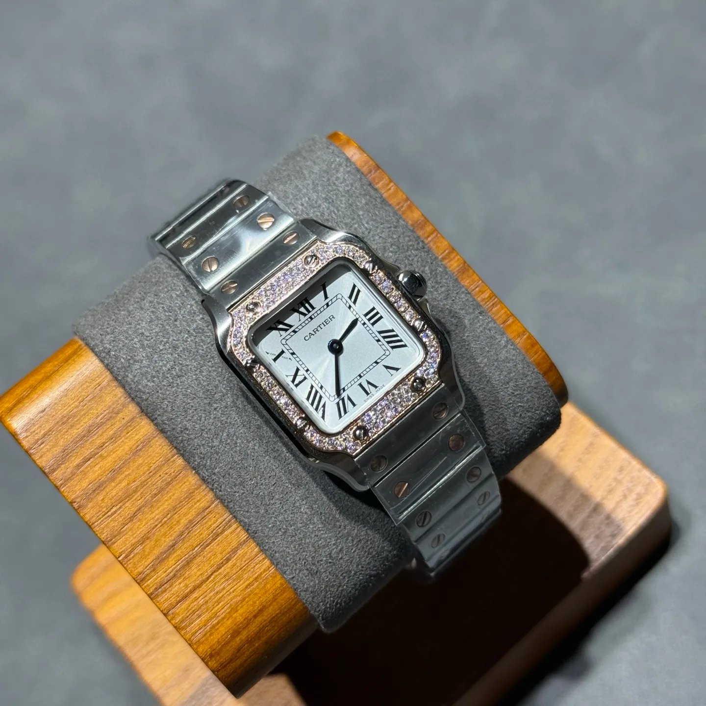 Women's Watches CARTIER 17043355