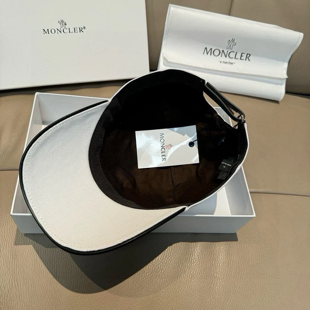 Hats MONCLER 17604849