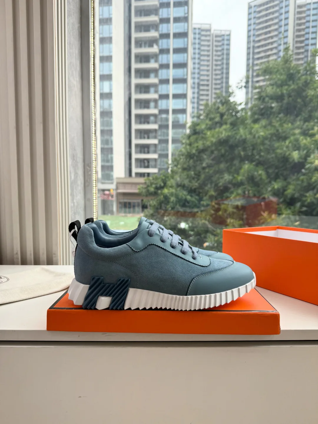 Men's Sneakers HERMES 18053484