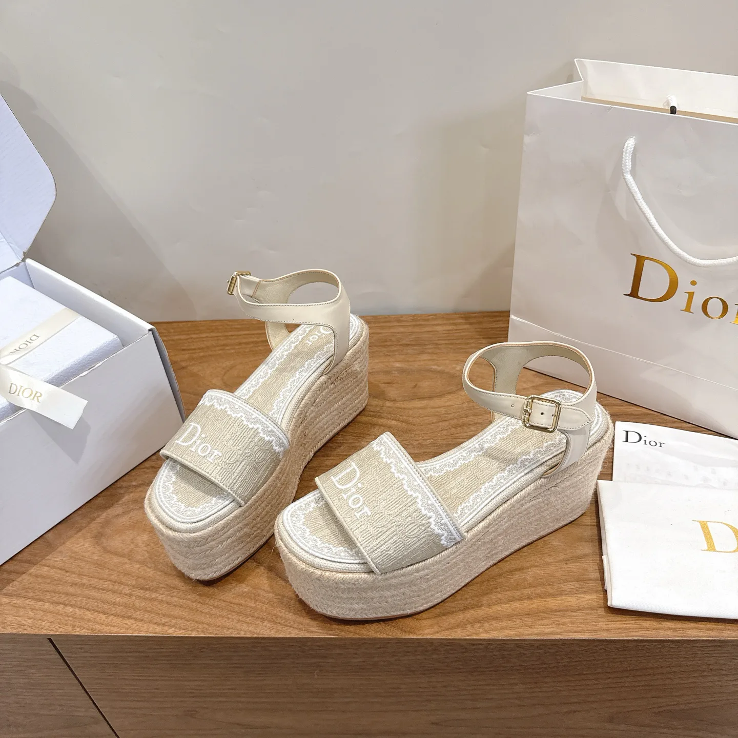 Women's Open-Toe Sandals CHRISTIAN DIOR 17947072
