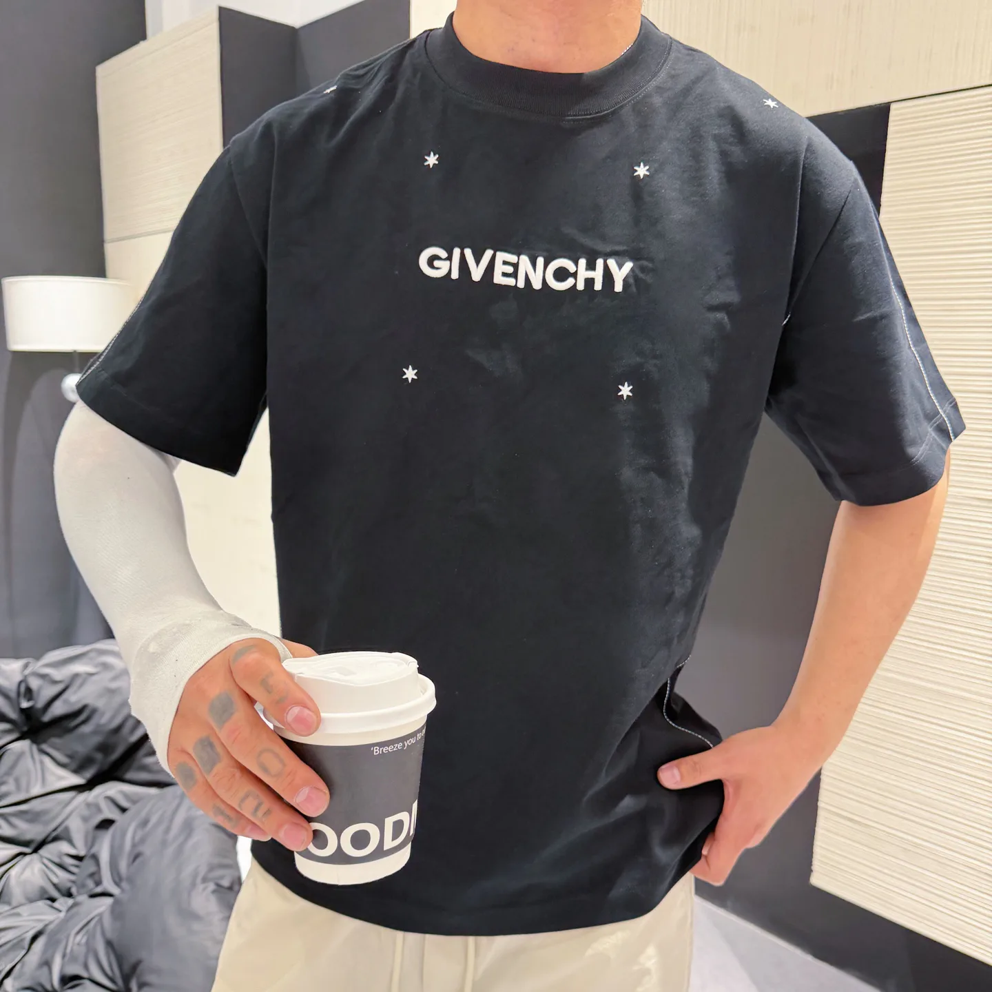 Men's T-Shirts GIVENCHY 17037343