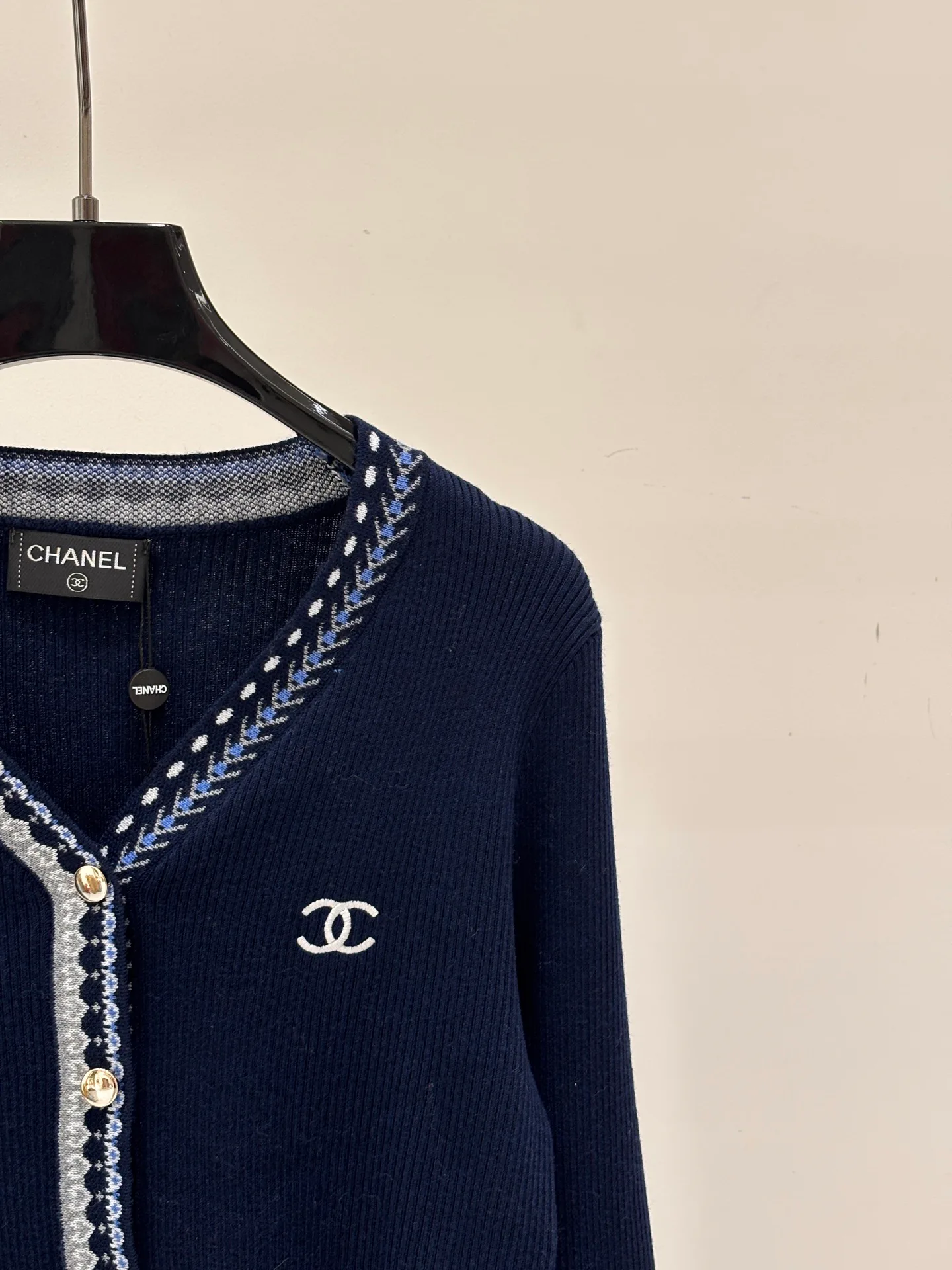 Women's Jumpers And Sweaters CHANEL 18180405
