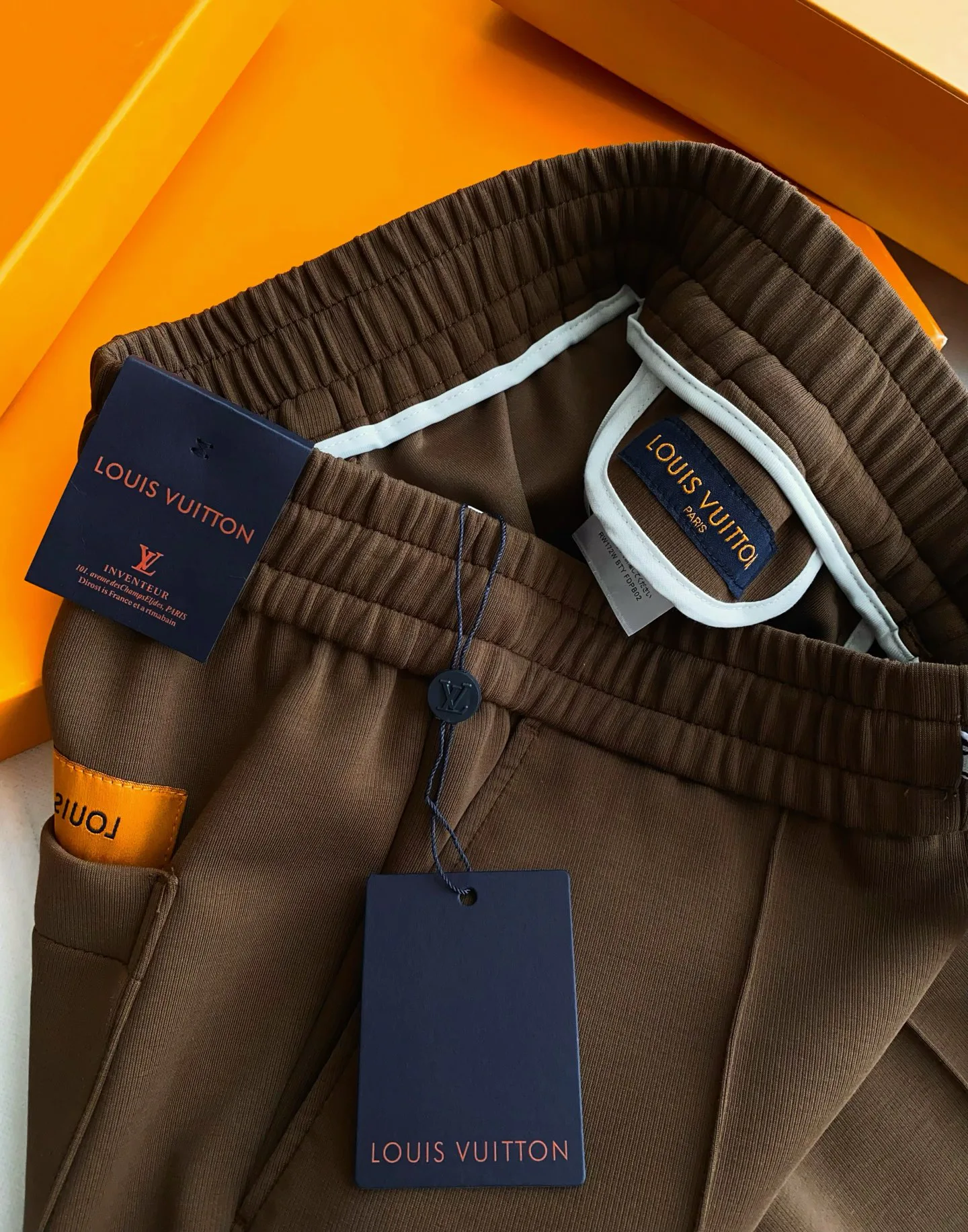Men's Trousers LOUIS VUITTON 18314981