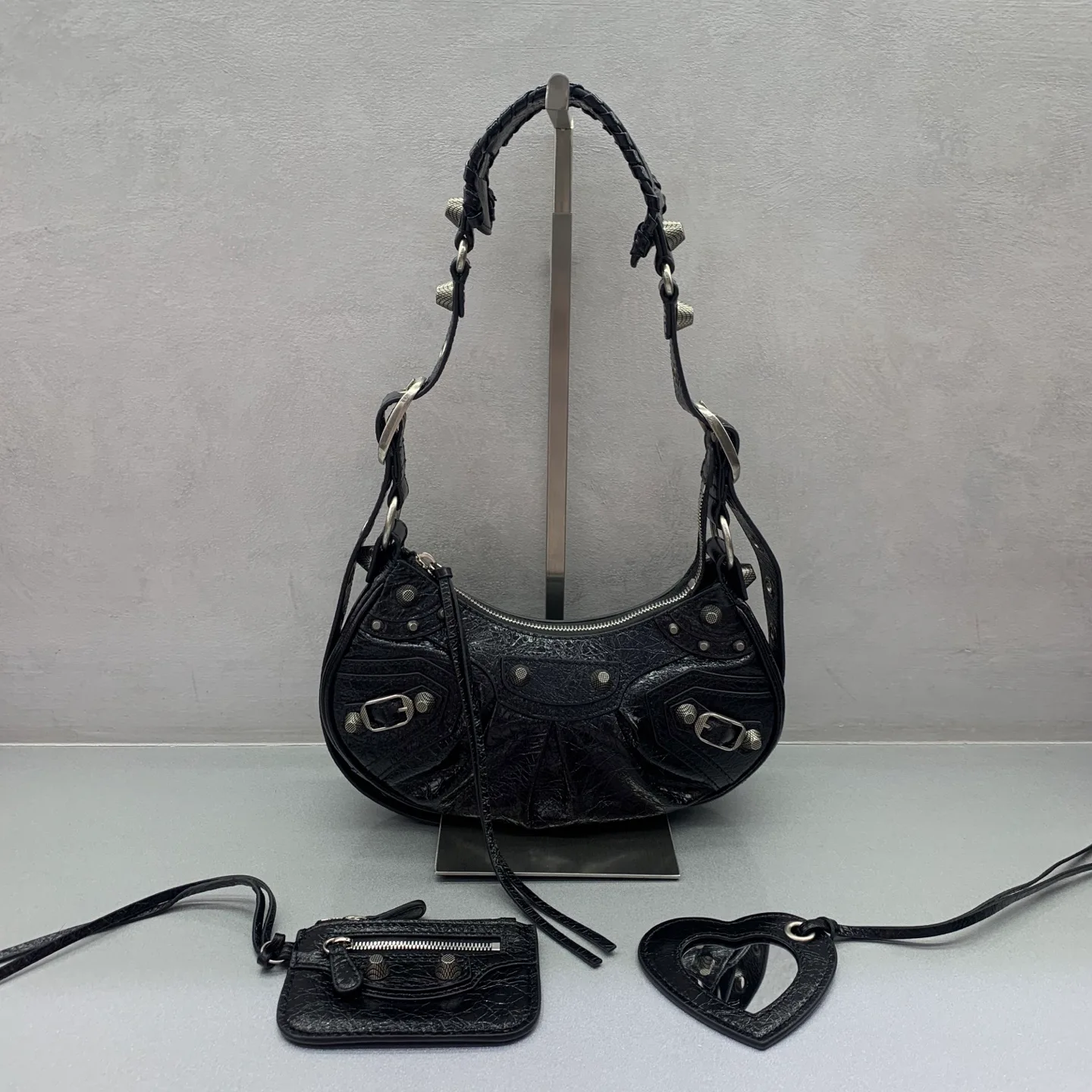Women's Shoulder Bags BALENCIAGA 18255630